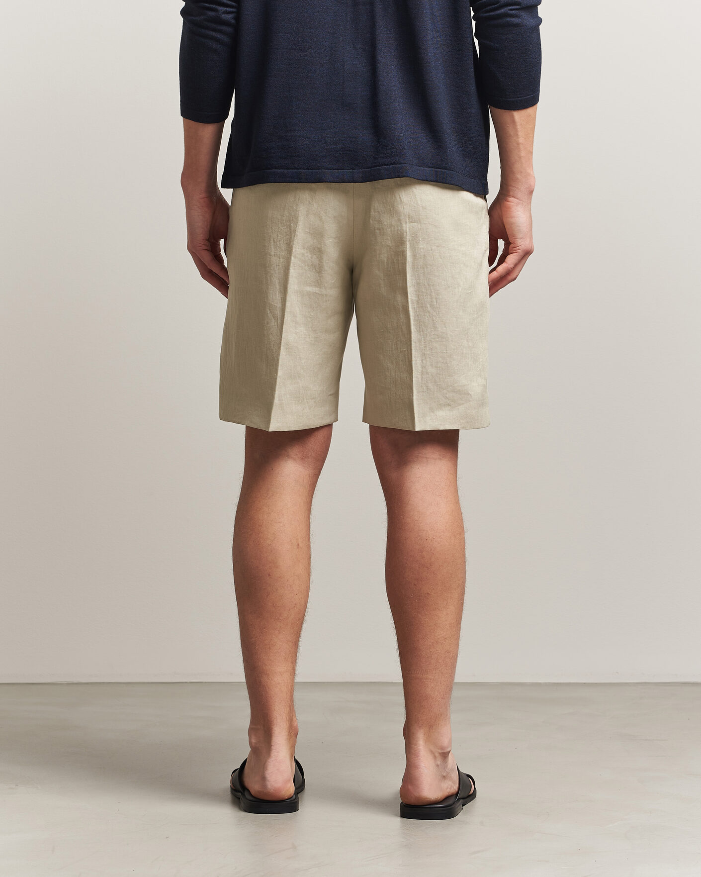 Heren | Korte broek | Tiger of Sweden | Troy Pleated Linen Shorts Cream Sand