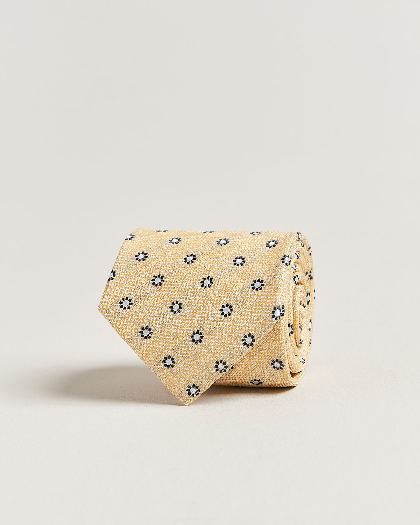Homme | Cravates | Amanda Christensen | Silk/Linen 8cm Flower Tie Yellow
