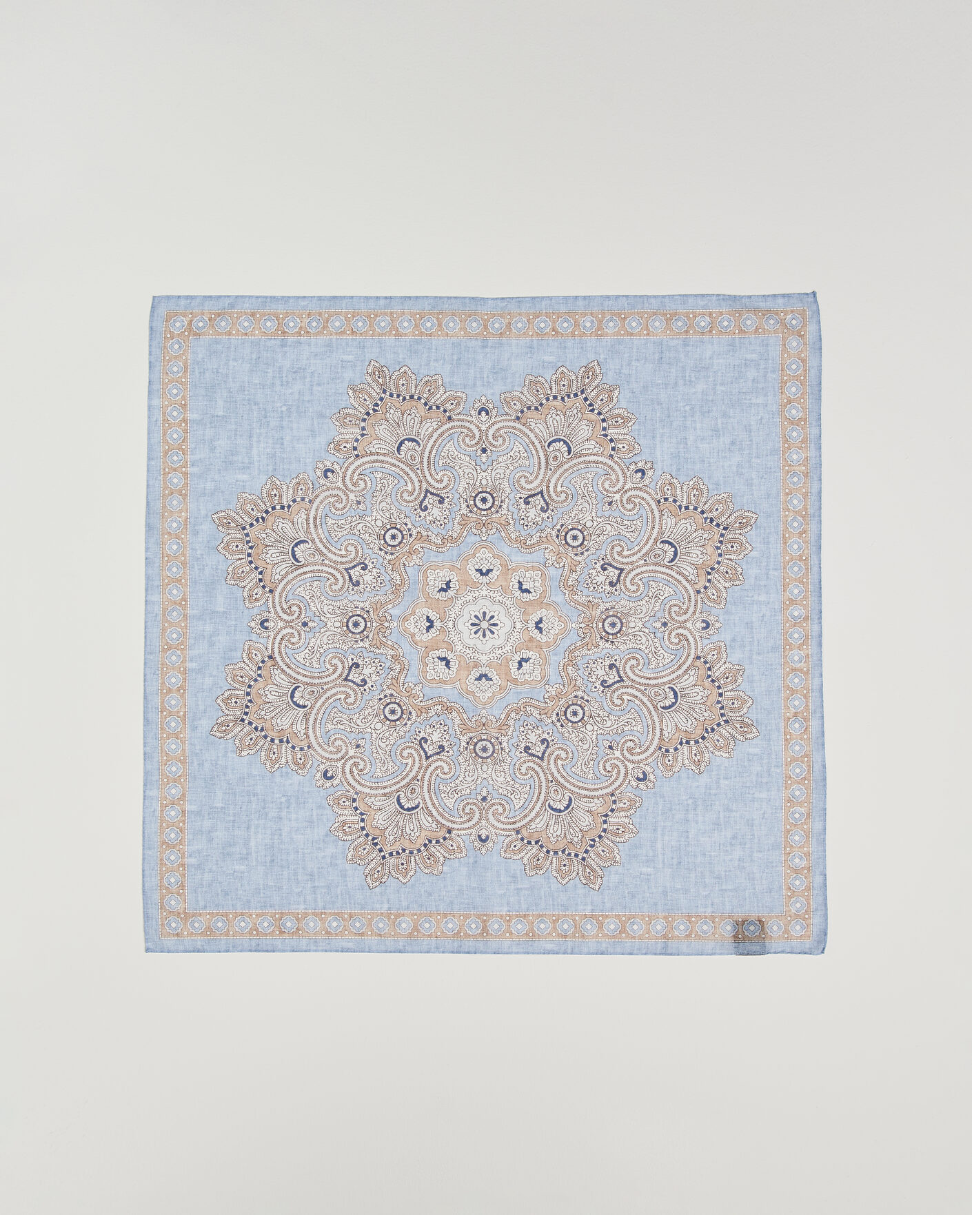 Heren | Sjaals | Amanda Christensen | Cotton Voilé Large Paisley Bandana Blue