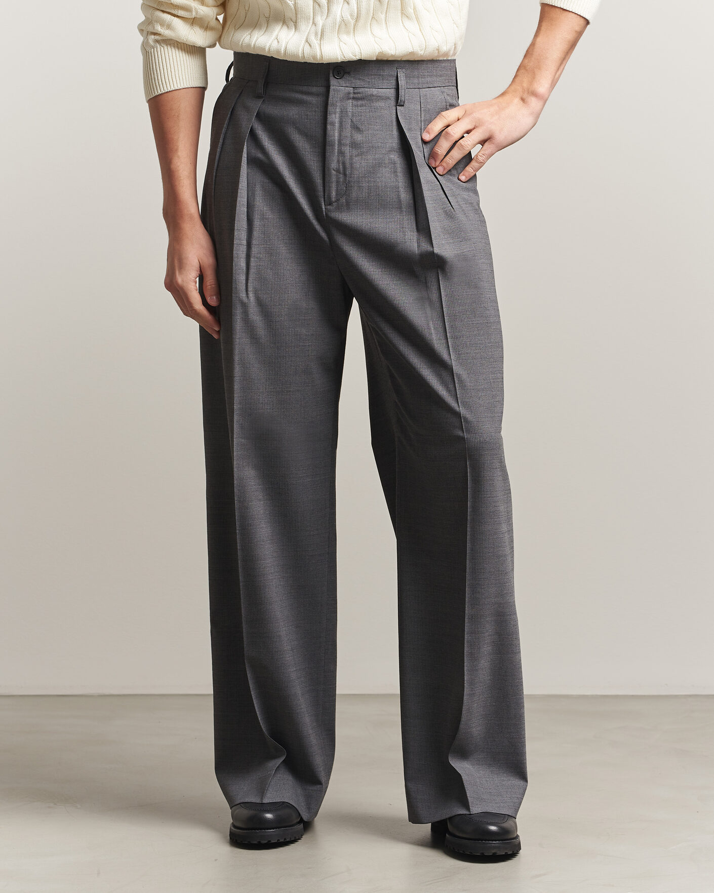 Heren | Broeken | Filippa K | Milo Wide Wool Pinstriped Trousers Mid Grey