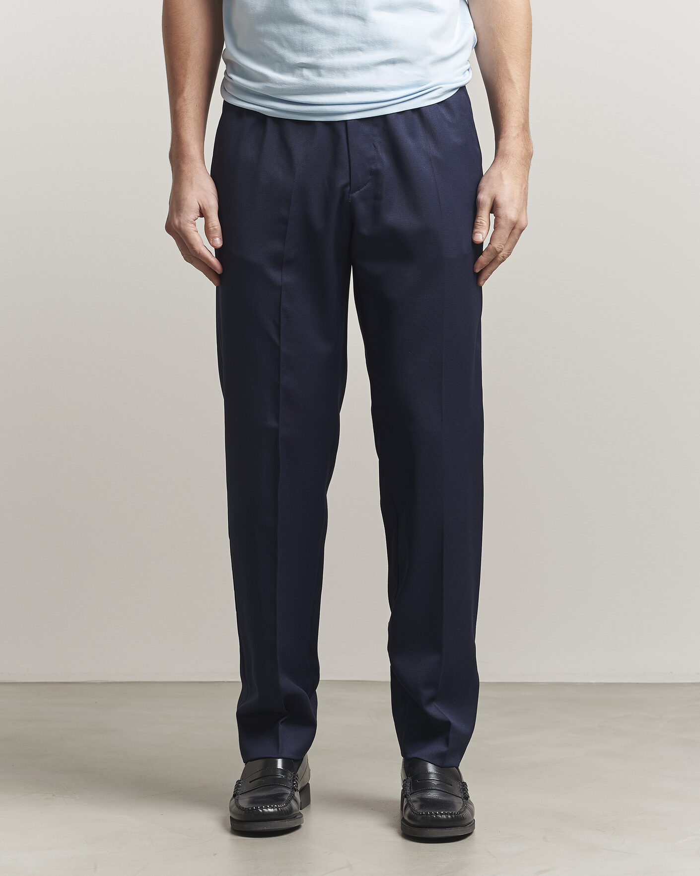 Heren | Broeken | Filippa K | Theo Relaxed Wool Trousers Ink Navy