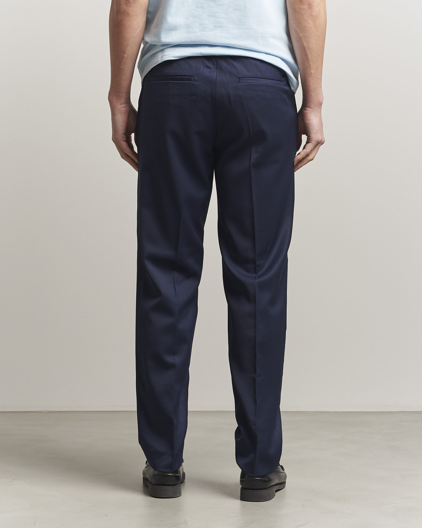 Heren | Broeken | Filippa K | Theo Relaxed Wool Trousers Ink Navy