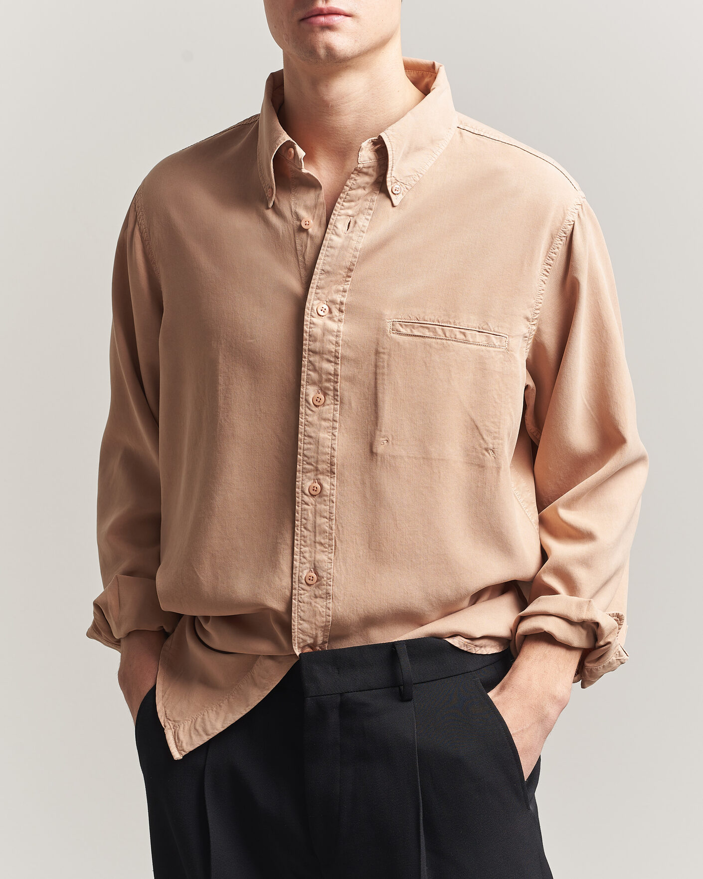 Heren | Overhemden | Filippa K | Zack Lyocell Shirt Beige