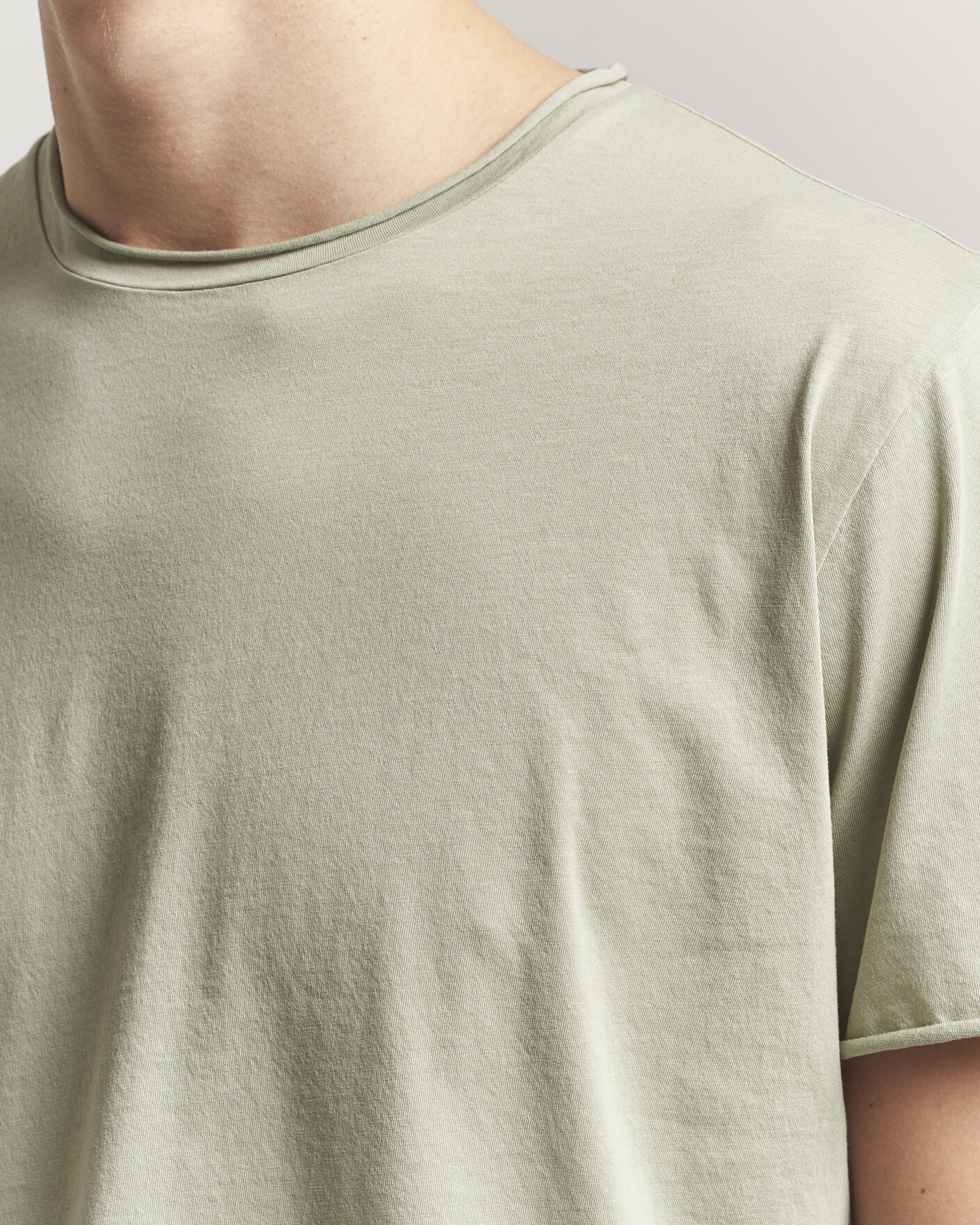Heren | T-shirts | Filippa K | Roll Neck Crew Neck T-Shirt Light Green