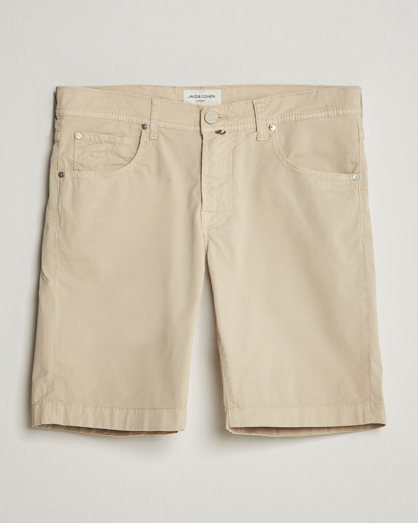 Homme | Shorts | Jacob Cohën | Nicolas Cotton Gabardine Shorts Beige