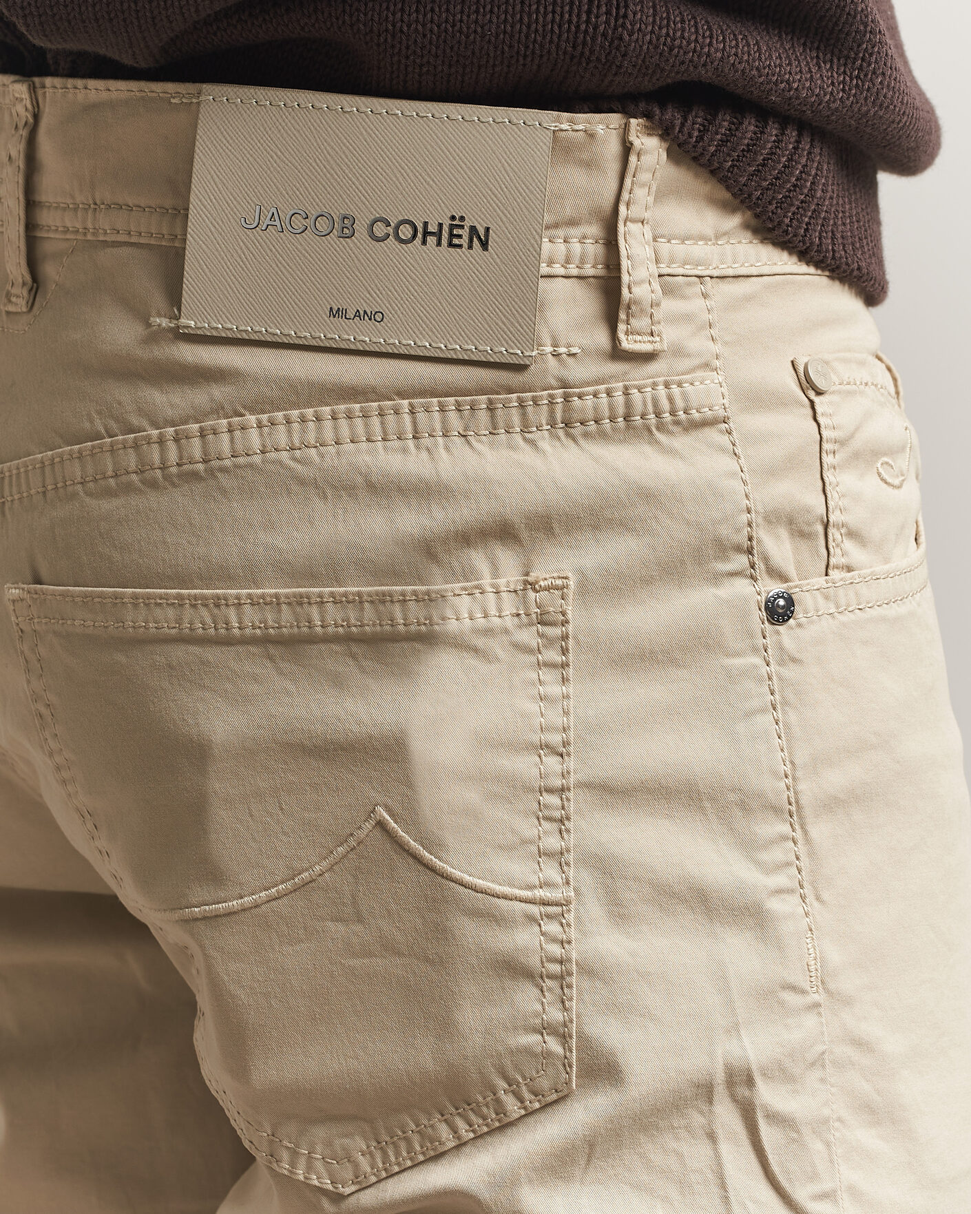 Homme | Shorts | Jacob Cohën | Nicolas Cotton Gabardine Shorts Beige