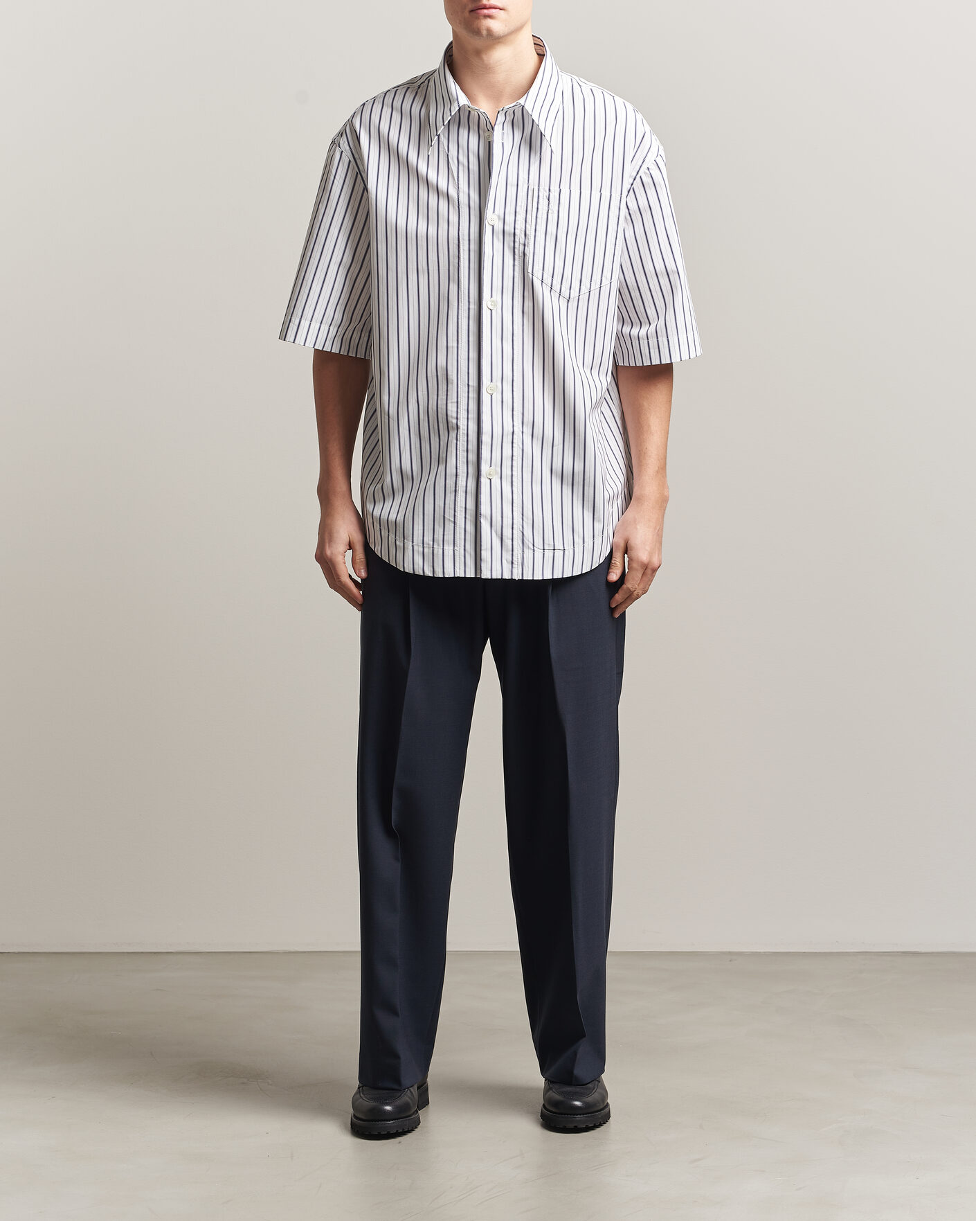 Heren | Overhemden | AMI | Short Sleeve Camp Collar Shirt White/Blue