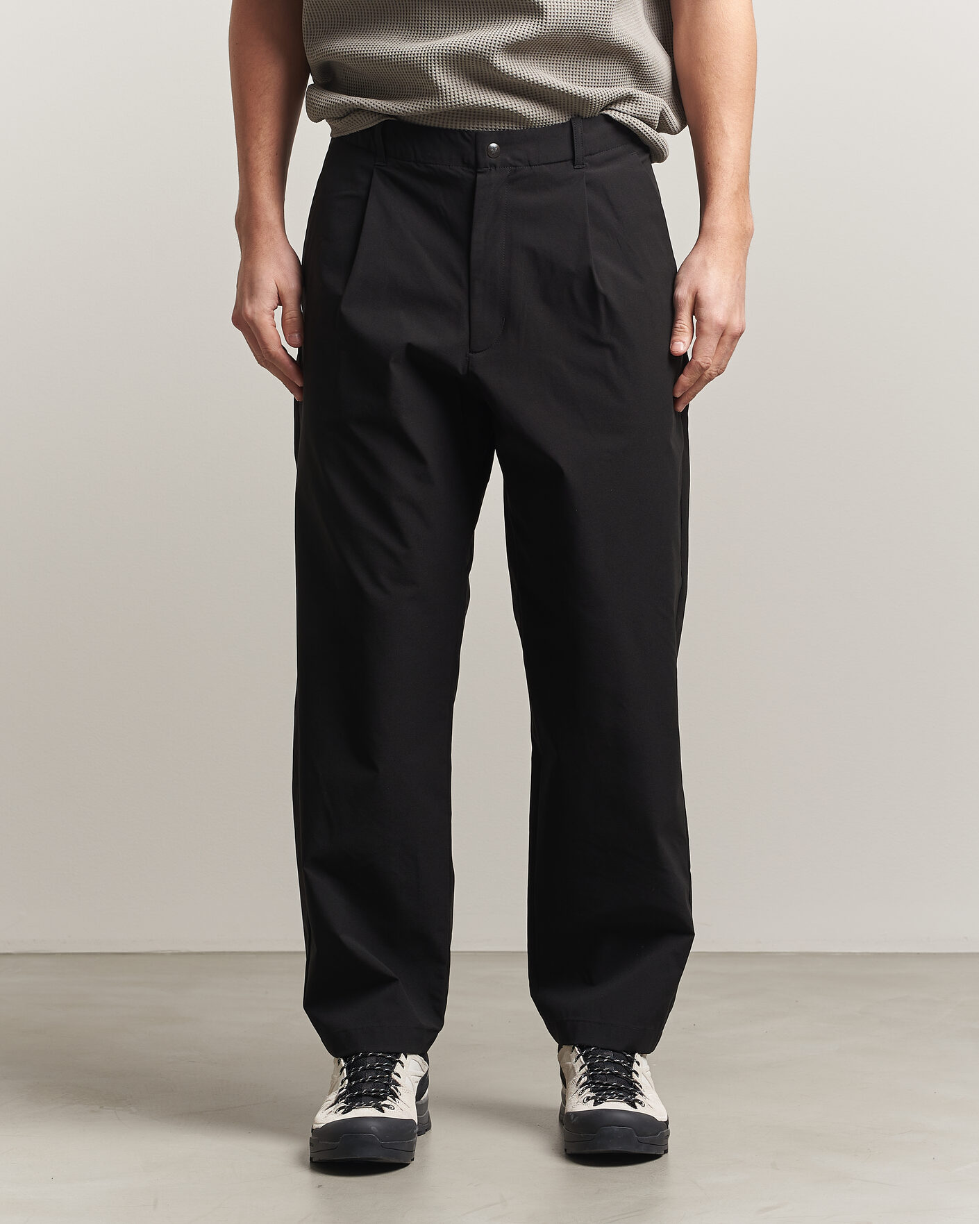 Homme | Pantalons | Goldwin | Tapered Light Pants Black