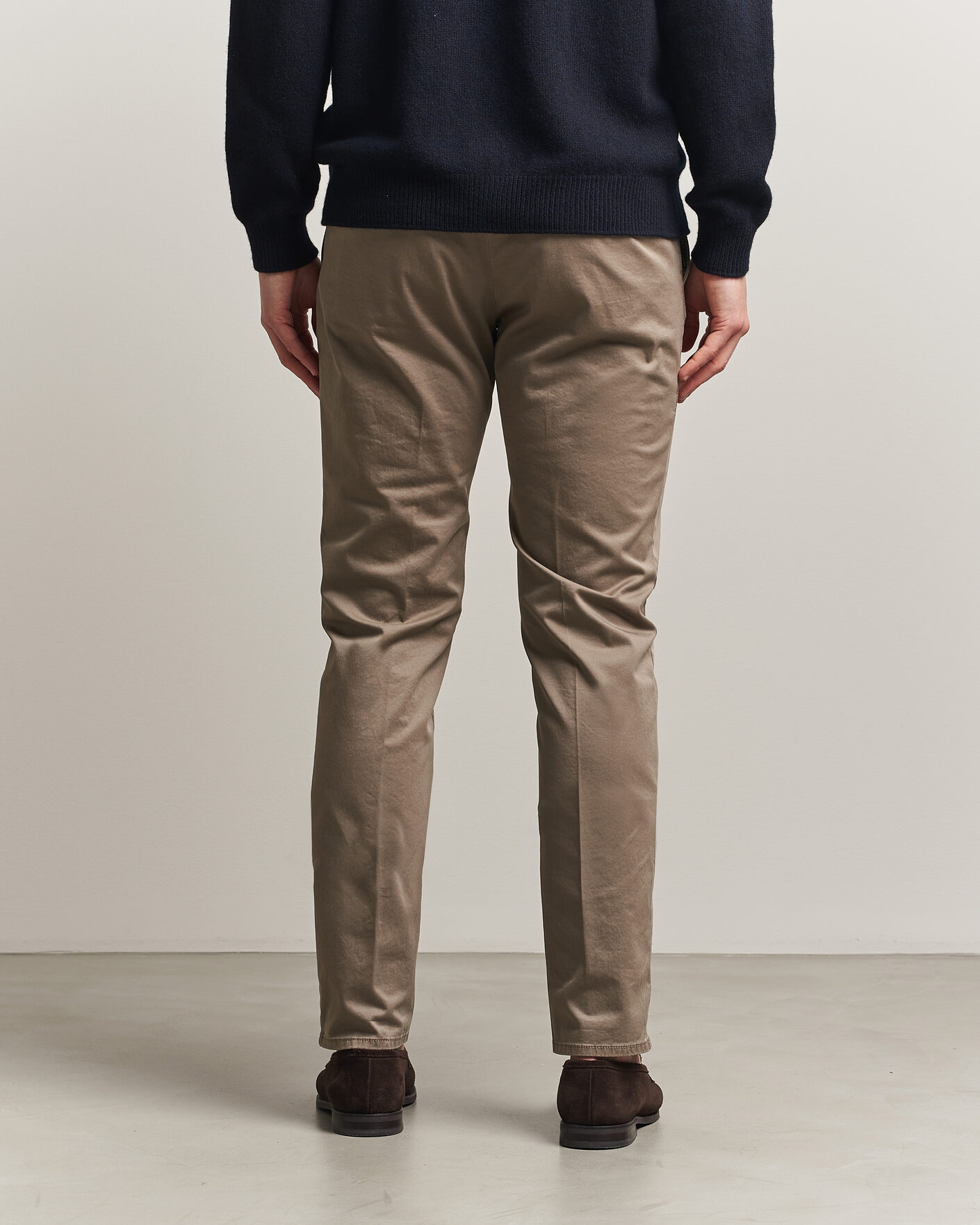 Homme | Pantalons | Incotex | Slim Fit Garment Dyed Slacks Taupe