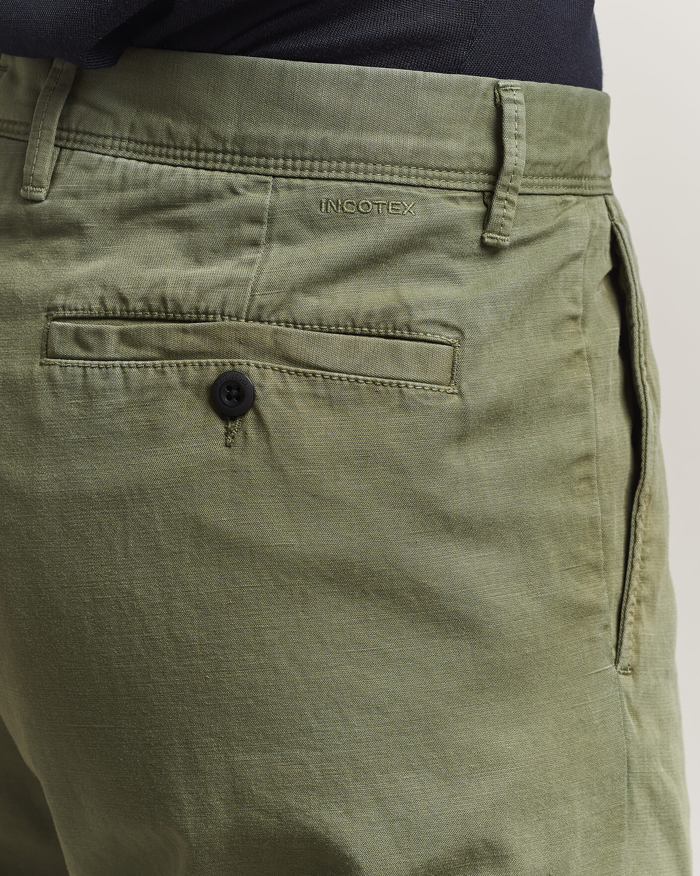 Heren | Broeken | Incotex | Regular Fit Cotton/Linen Slacks Military