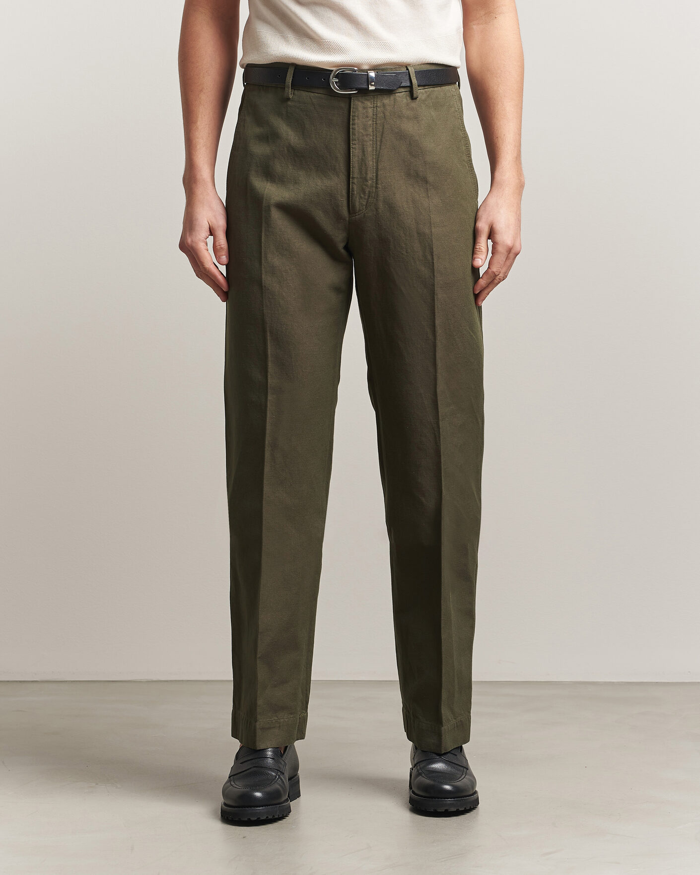 Homme | Pantalons | Incotex | Regular Fit Cotton/Linen Drill Trousers Military