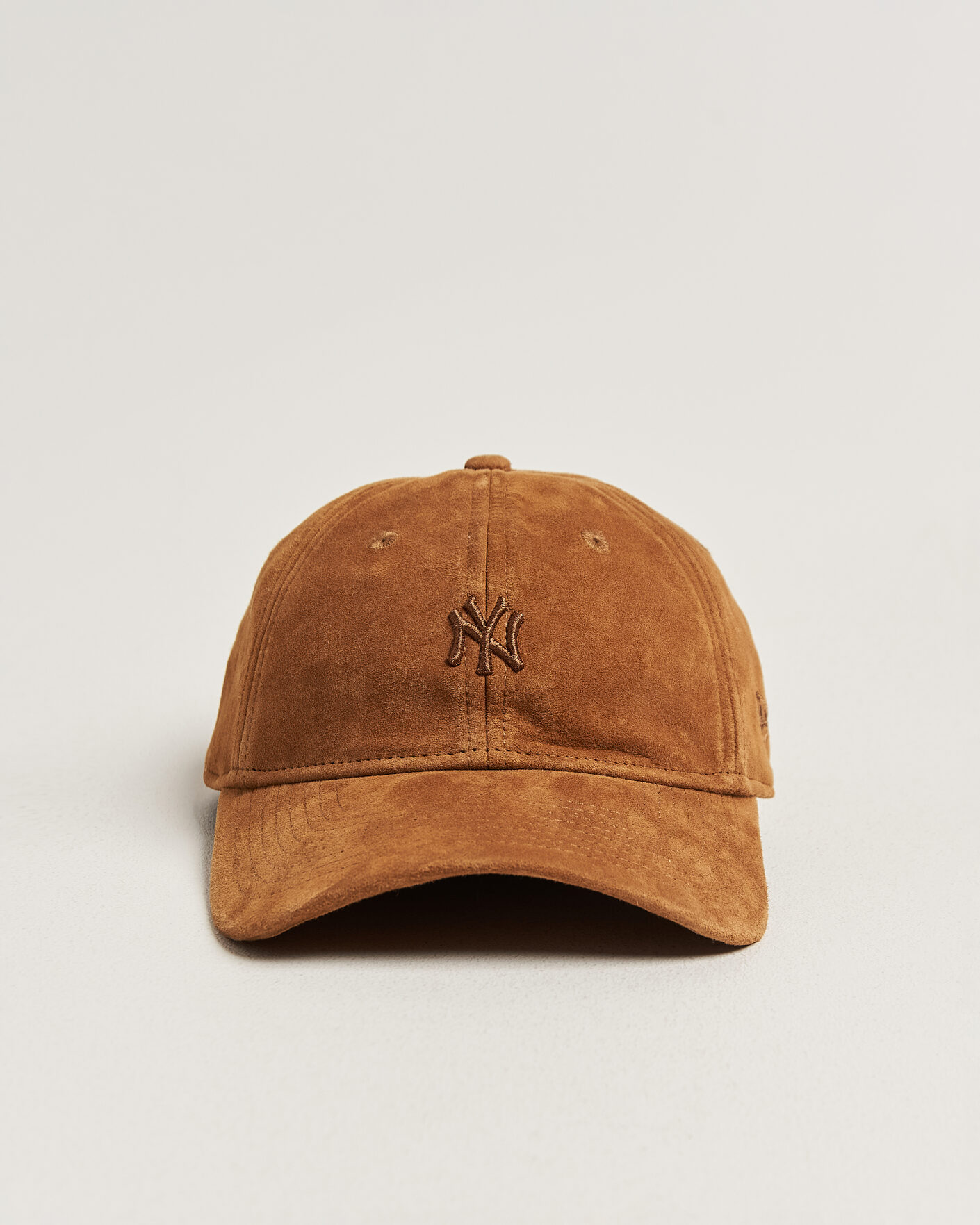 Homme | Bobs Et Casquettes | New Era | 9Twenty Suede New York Yankees Cap Brown