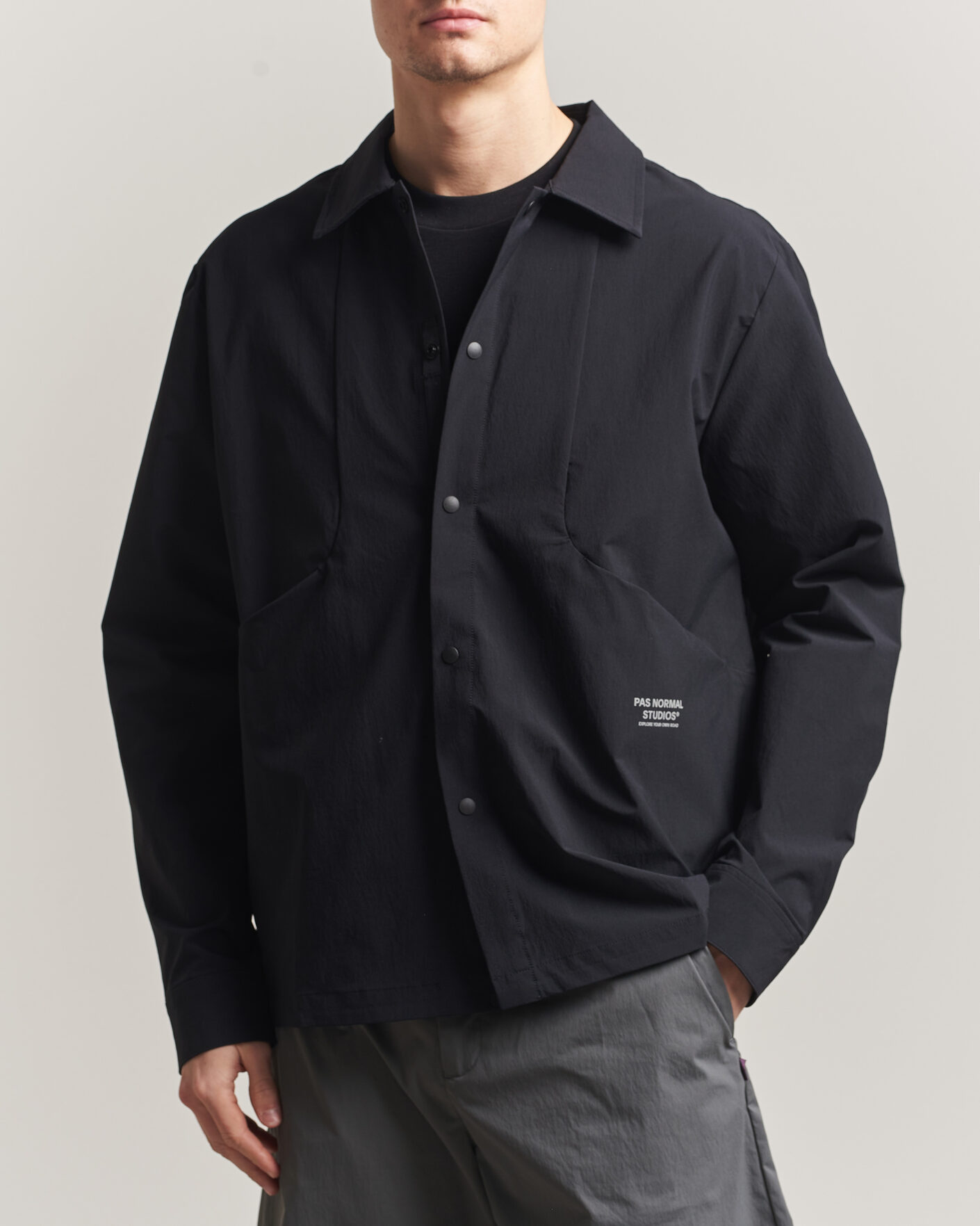 Homme | Chemises | Pas Normal Studios | Off Race Tech Overshirt Black