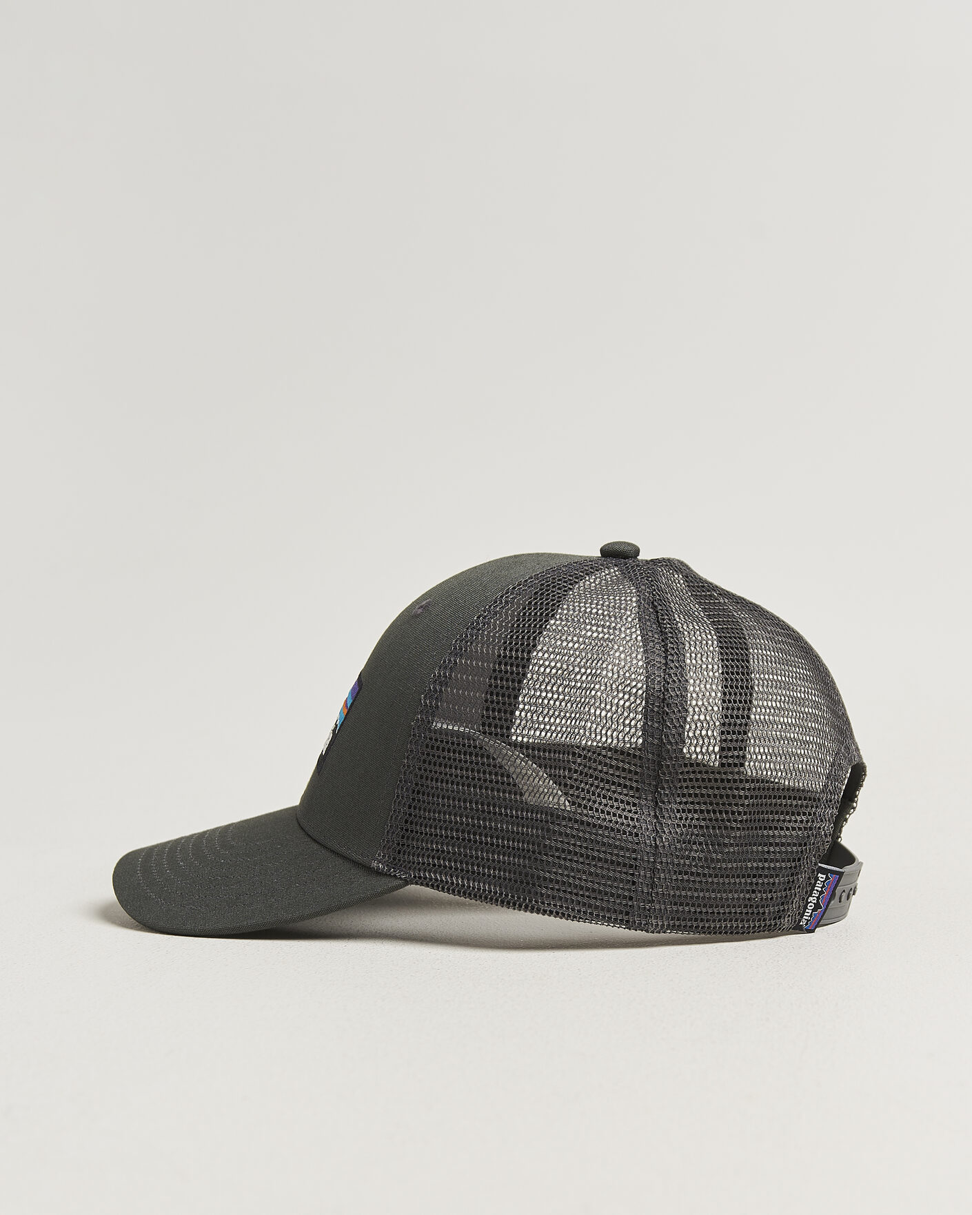 Heren | Hoeden en petten | Patagonia | P-6 Logo LoPro Trucker Hat Forge Grey