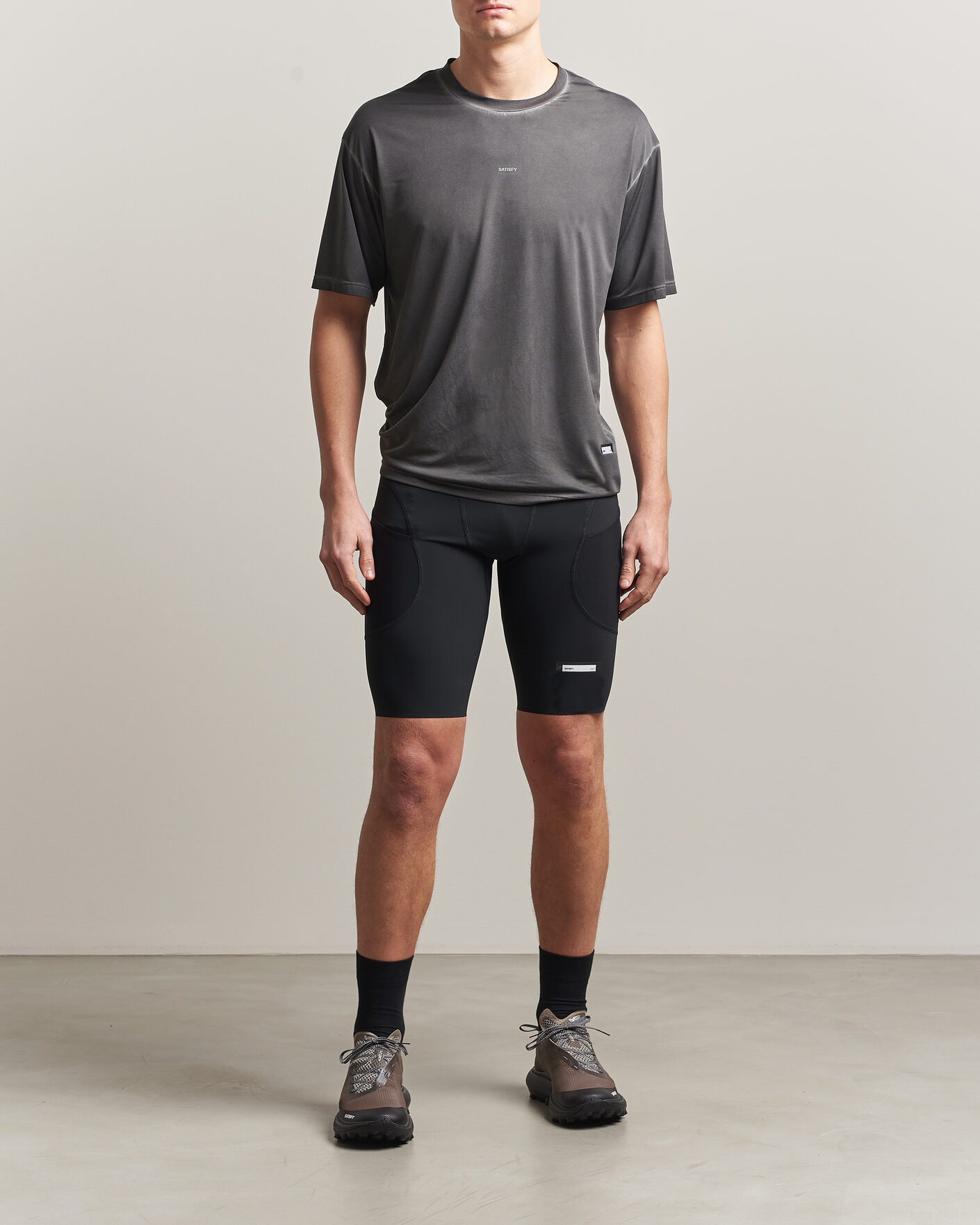 Homme | T-shirts | Satisfy | AuraLite T-Shirt Pigment Black