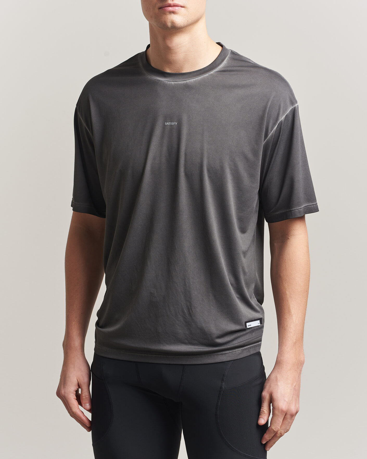 Heren | T-shirts | Satisfy | AuraLite T-Shirt Pigment Black