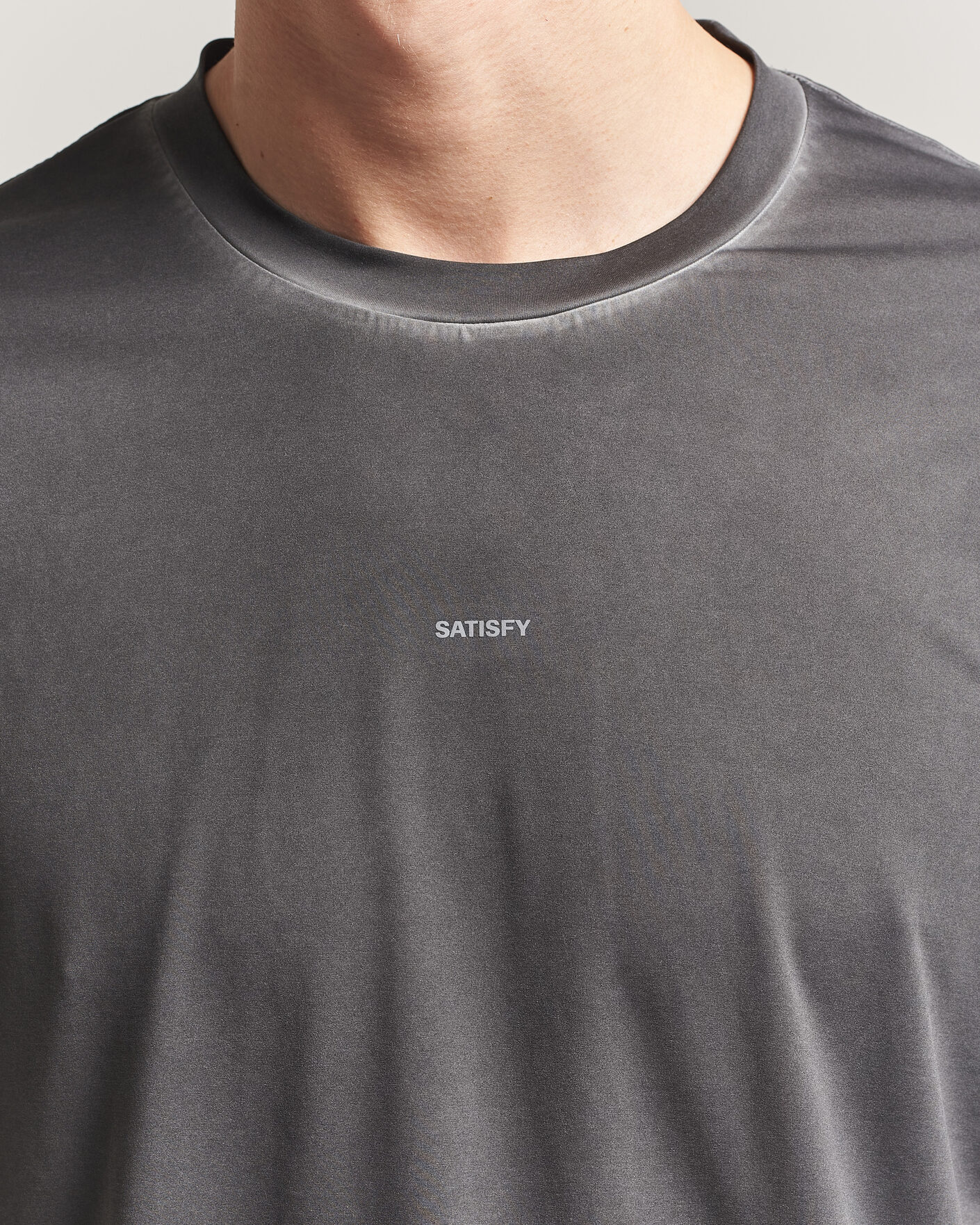 Heren | T-shirts | Satisfy | AuraLite T-Shirt Pigment Black