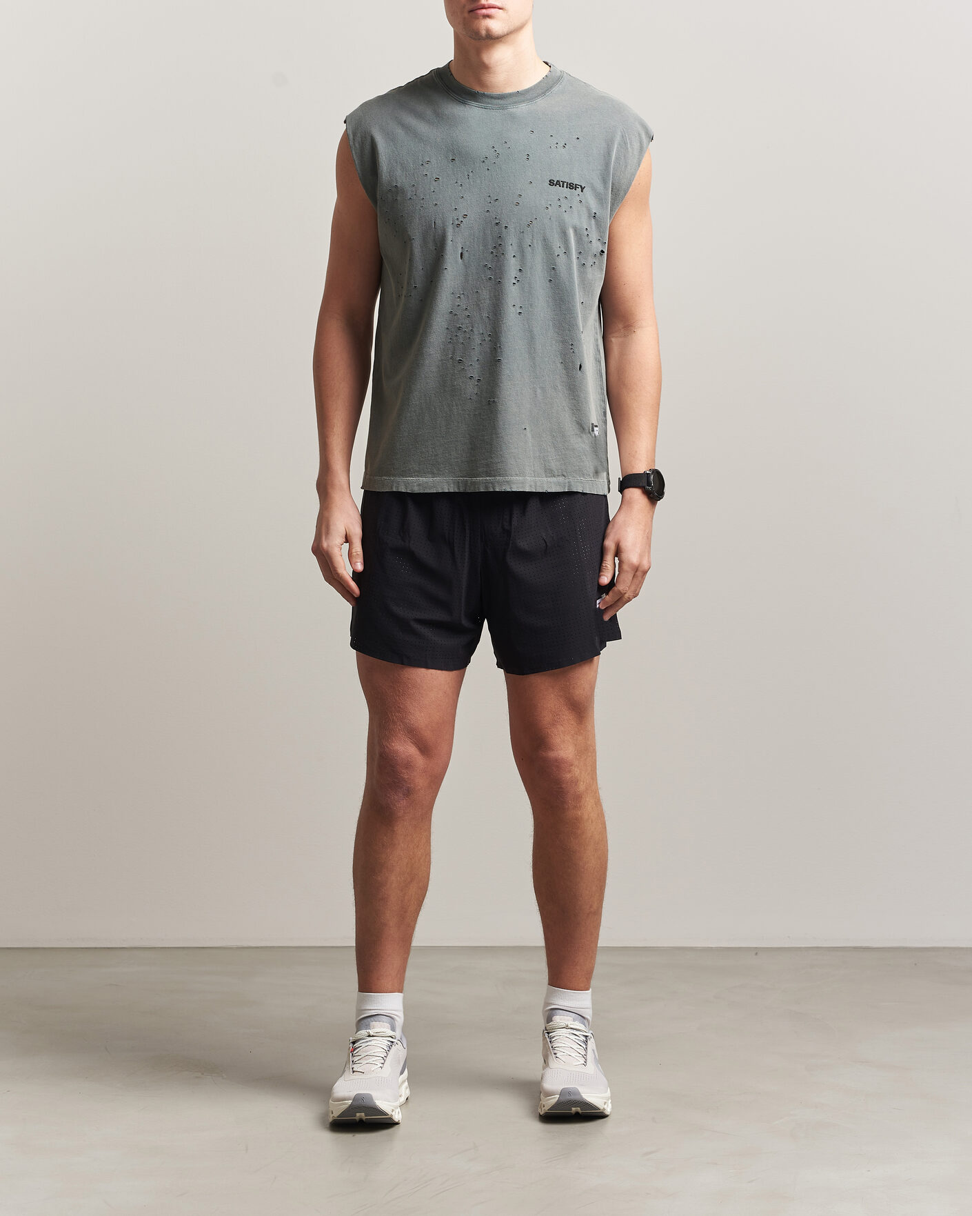 Homme | T-shirts | Satisfy | MothTech Muscle Tee Faded Black