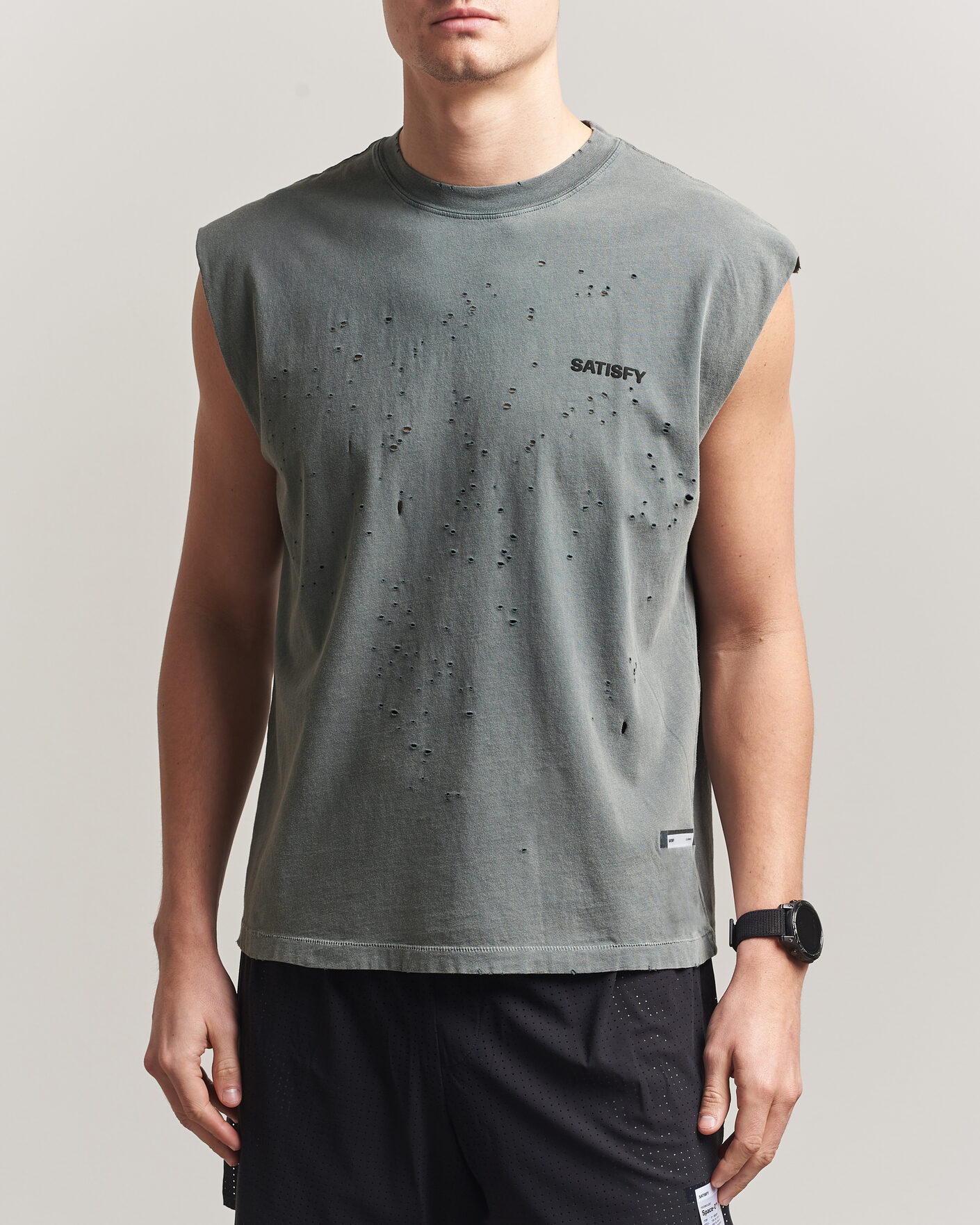 Homme | T-shirts | Satisfy | MothTech Muscle Tee Faded Black
