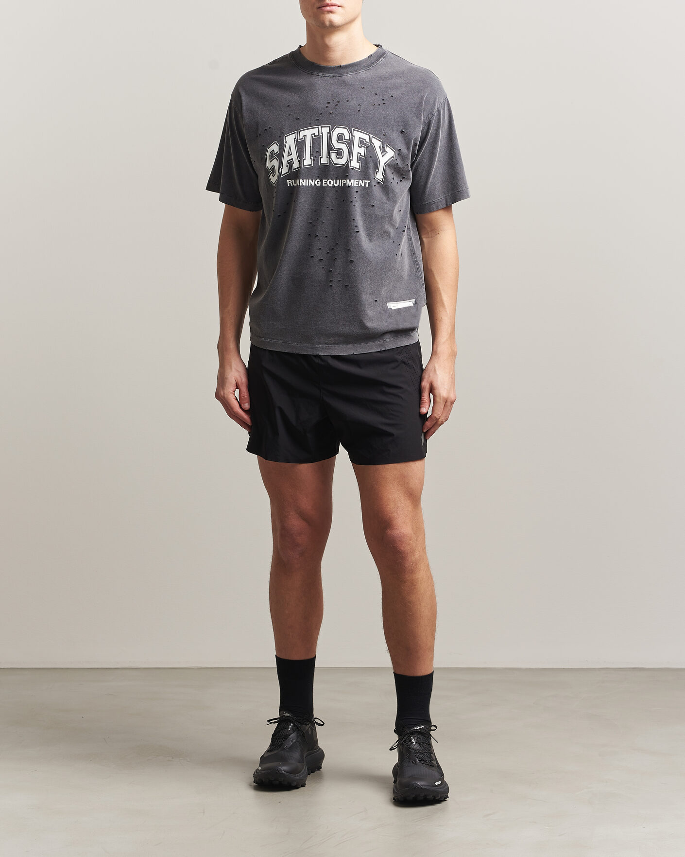 Heren | T-shirts | Satisfy | MothTech T-Shirt Aged Black