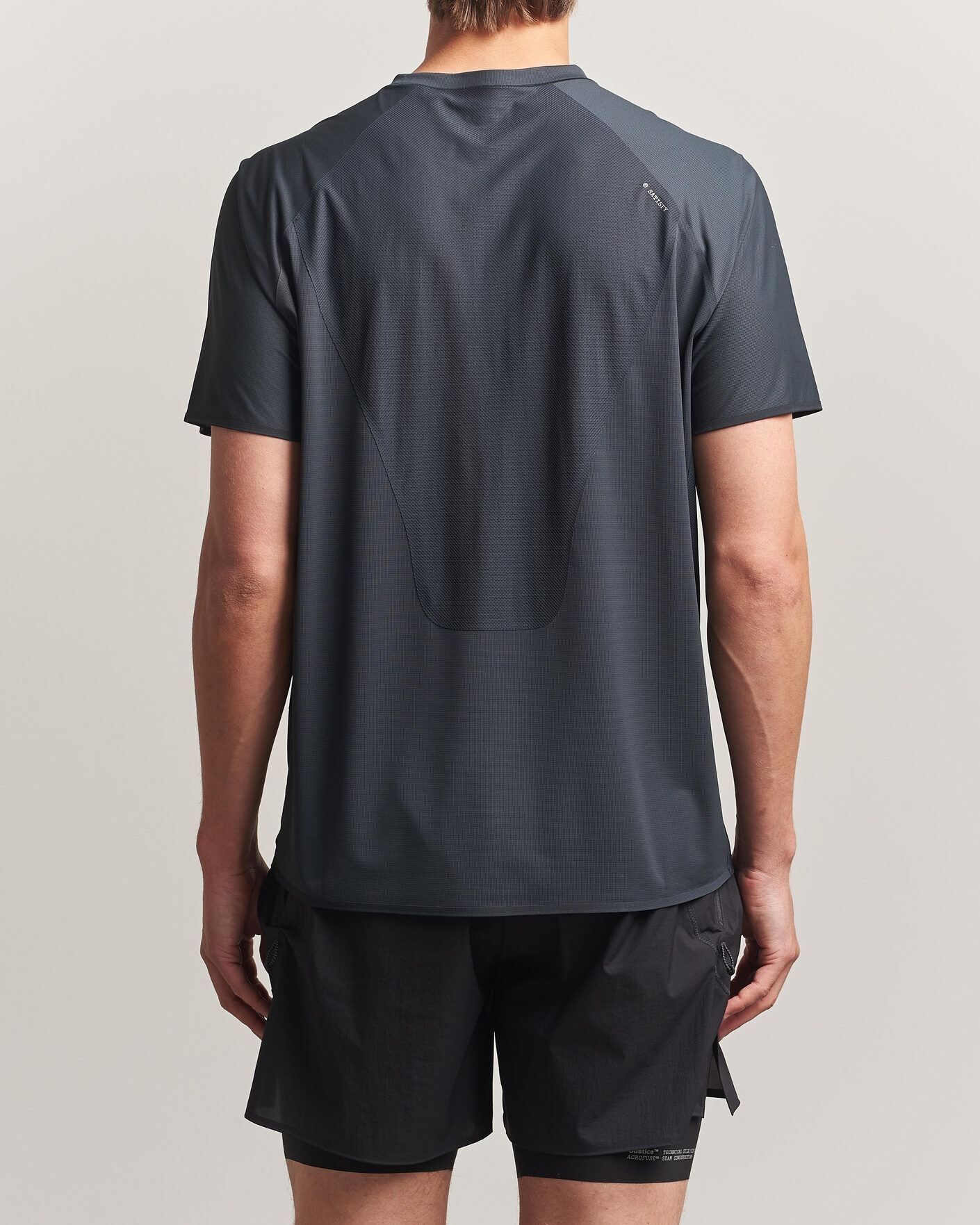 Homme | T-shirts | Satisfy | AuraLite UV T-Shirt Black
