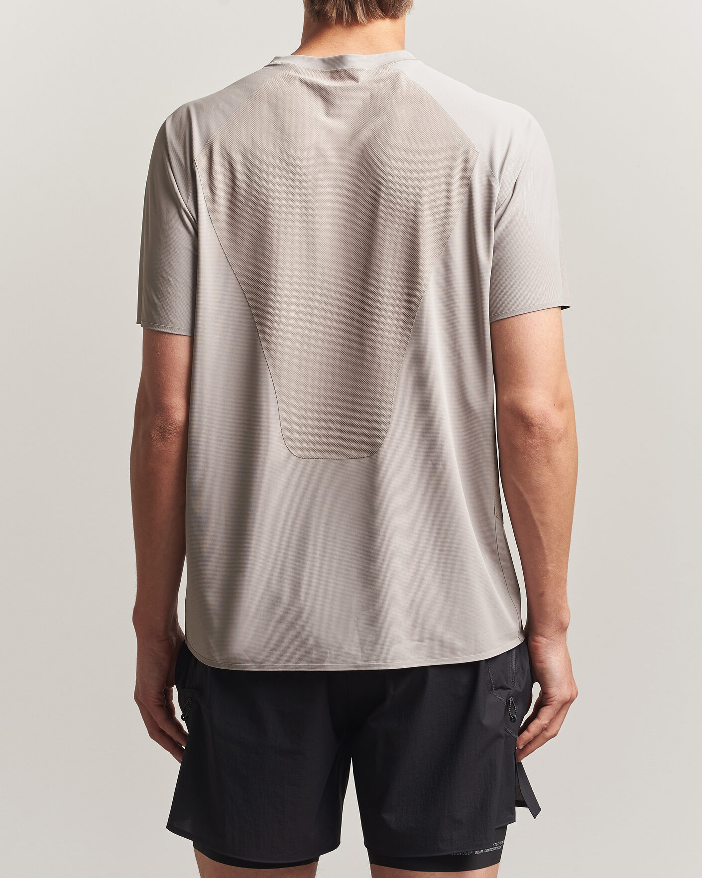 Heren | T-shirts | Satisfy | AuraLite UV T-Shirt Moon Rock