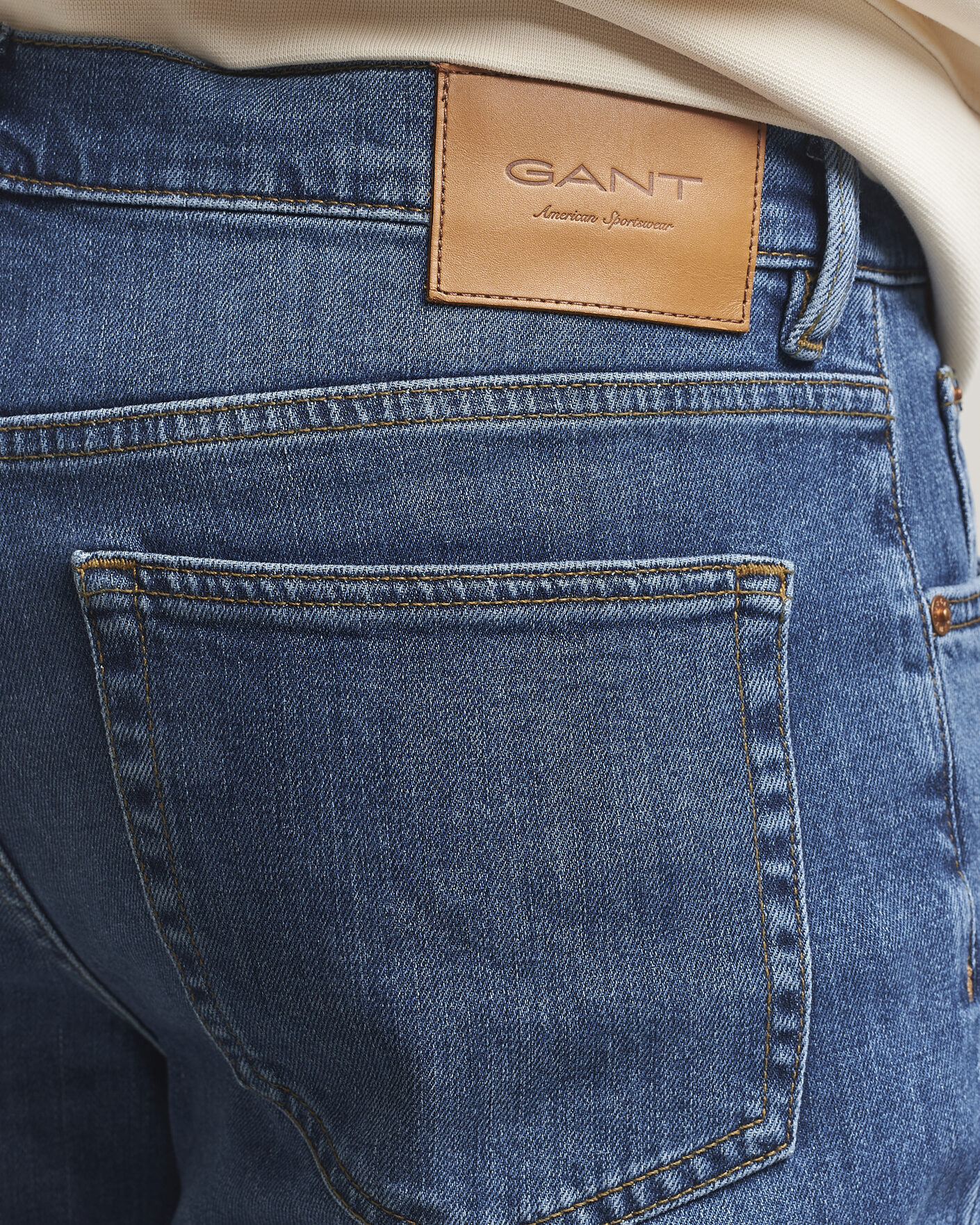 Homme | Jeans | Gant | Regular Fit Jeans Mid Blue Broken In