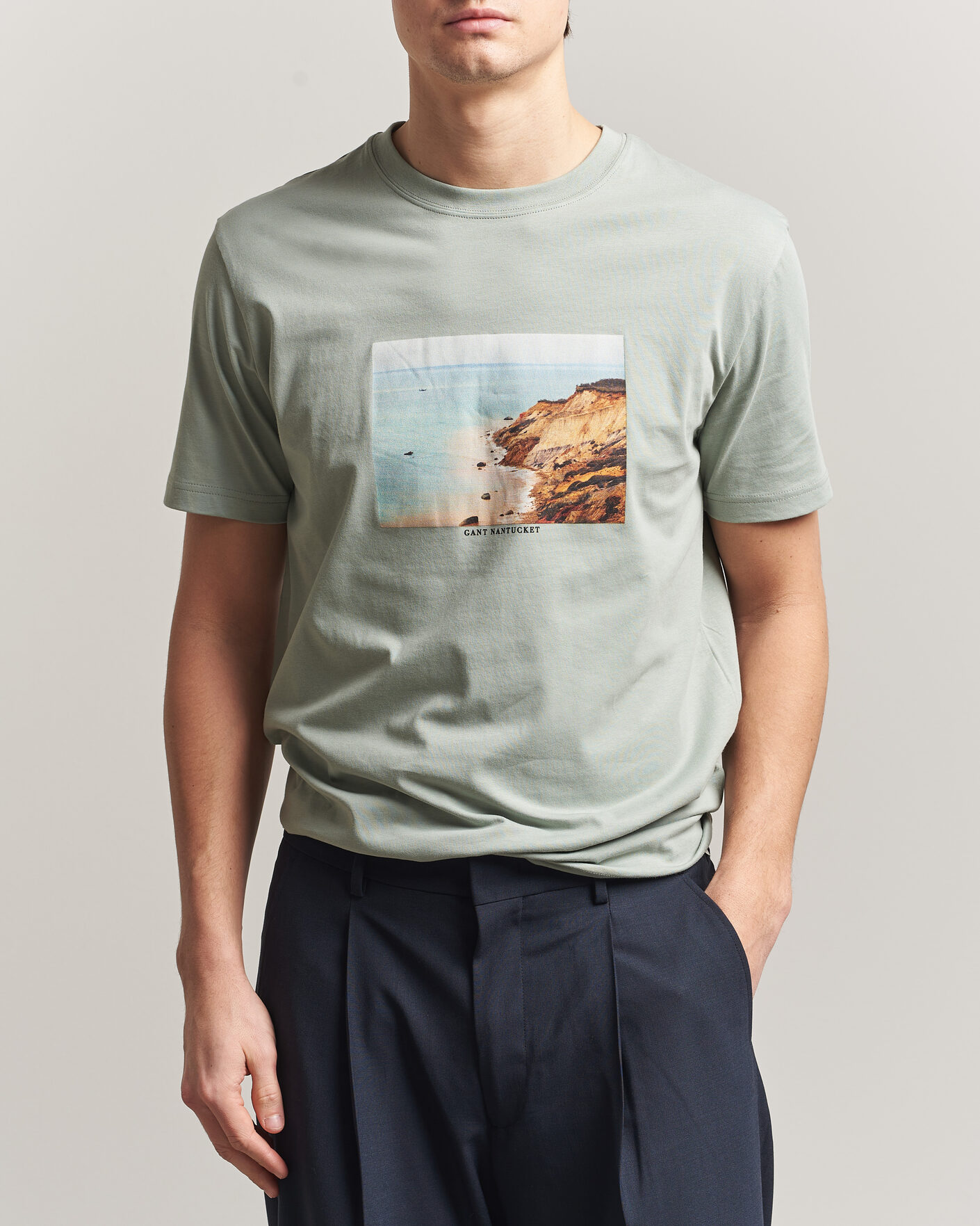 Homme | T-shirts | Gant | Scenery Graphic Crew Neck T-Shirt Ceramic Grey