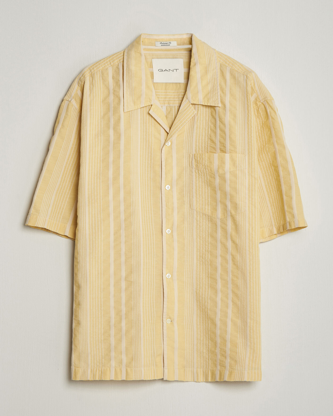 Heren | Overhemden | Gant | Relaxed Fit Seersucker Camp Collar Shirt Light Mustard Yellow