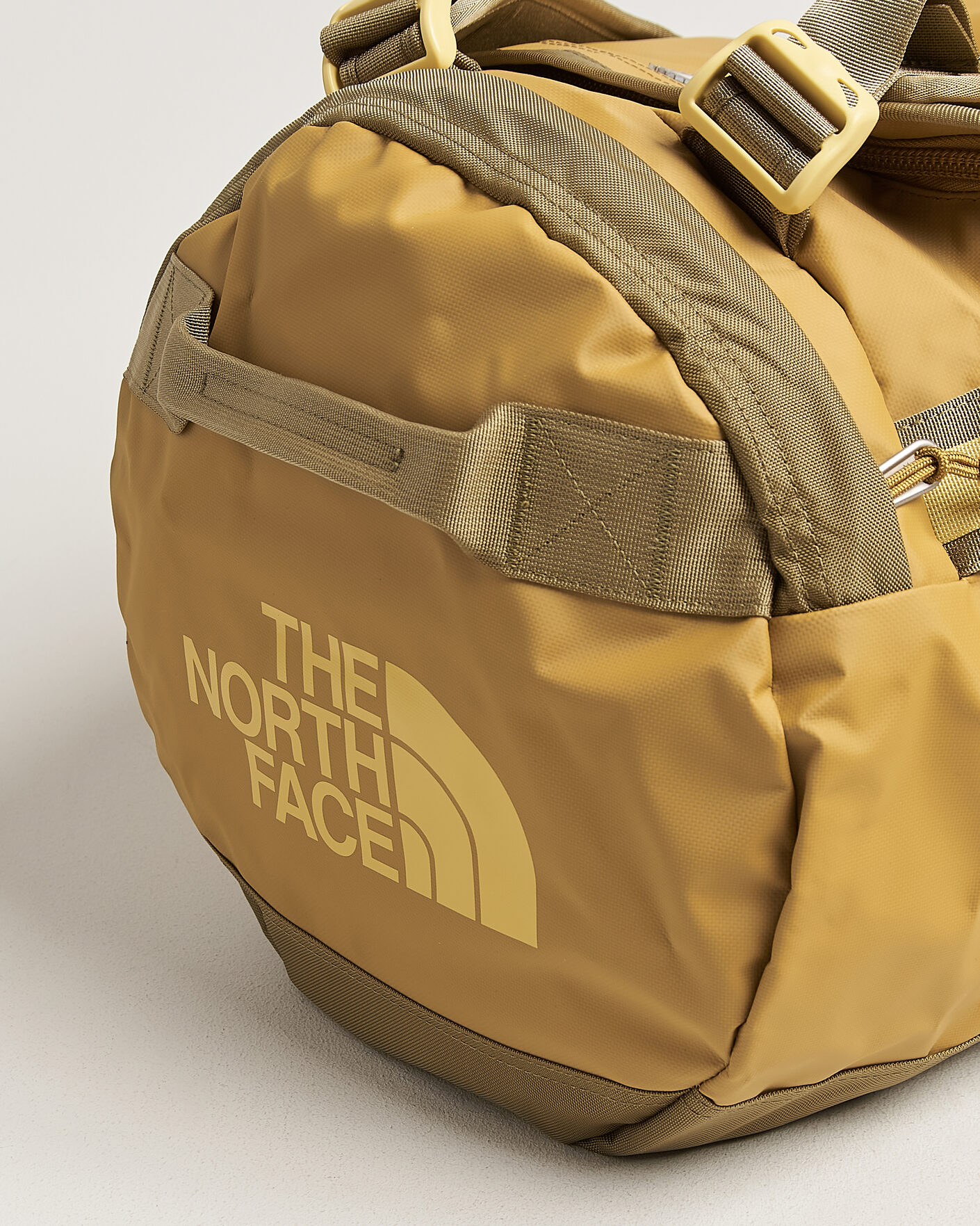 Heren | Tassen | The North Face | Base Camp Duffel M Golden Tan