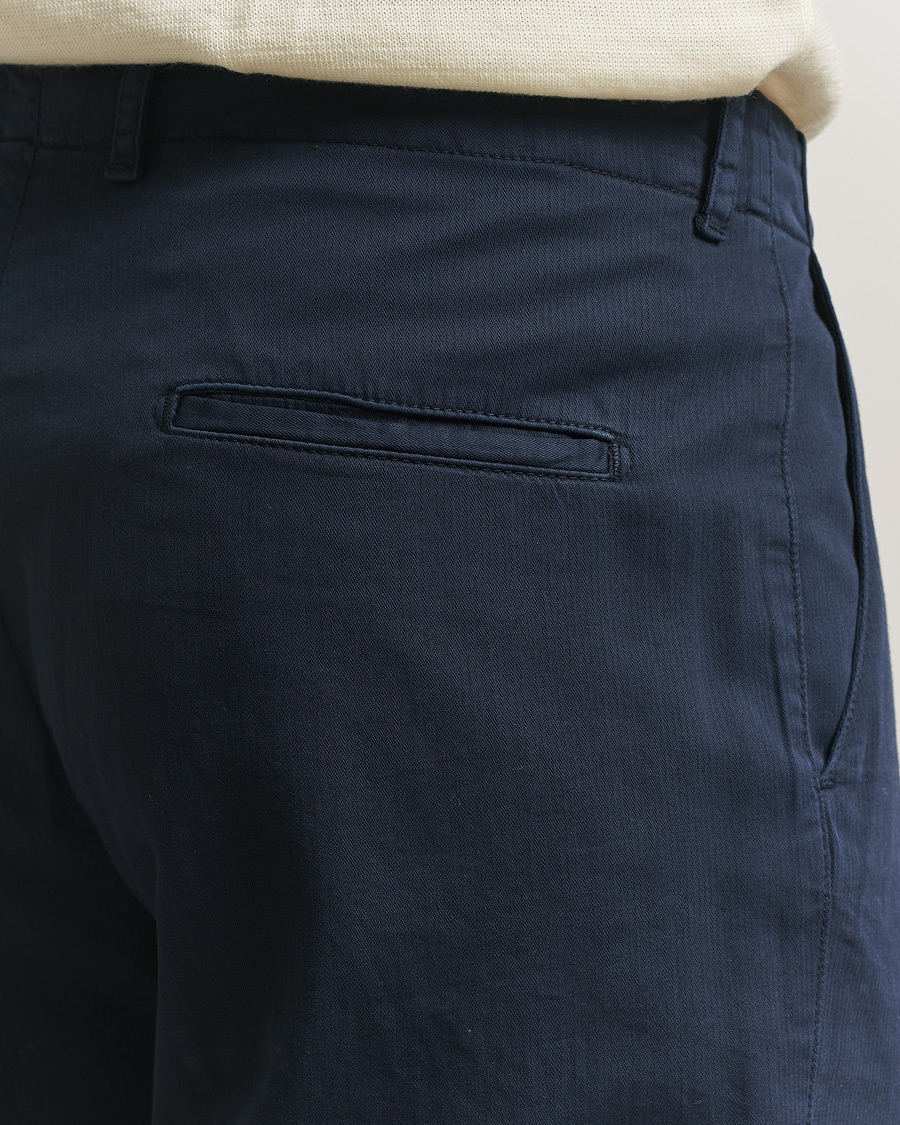 Homme | Pantalons | Boglioli | Regular Fit Cotton Chinos Navy