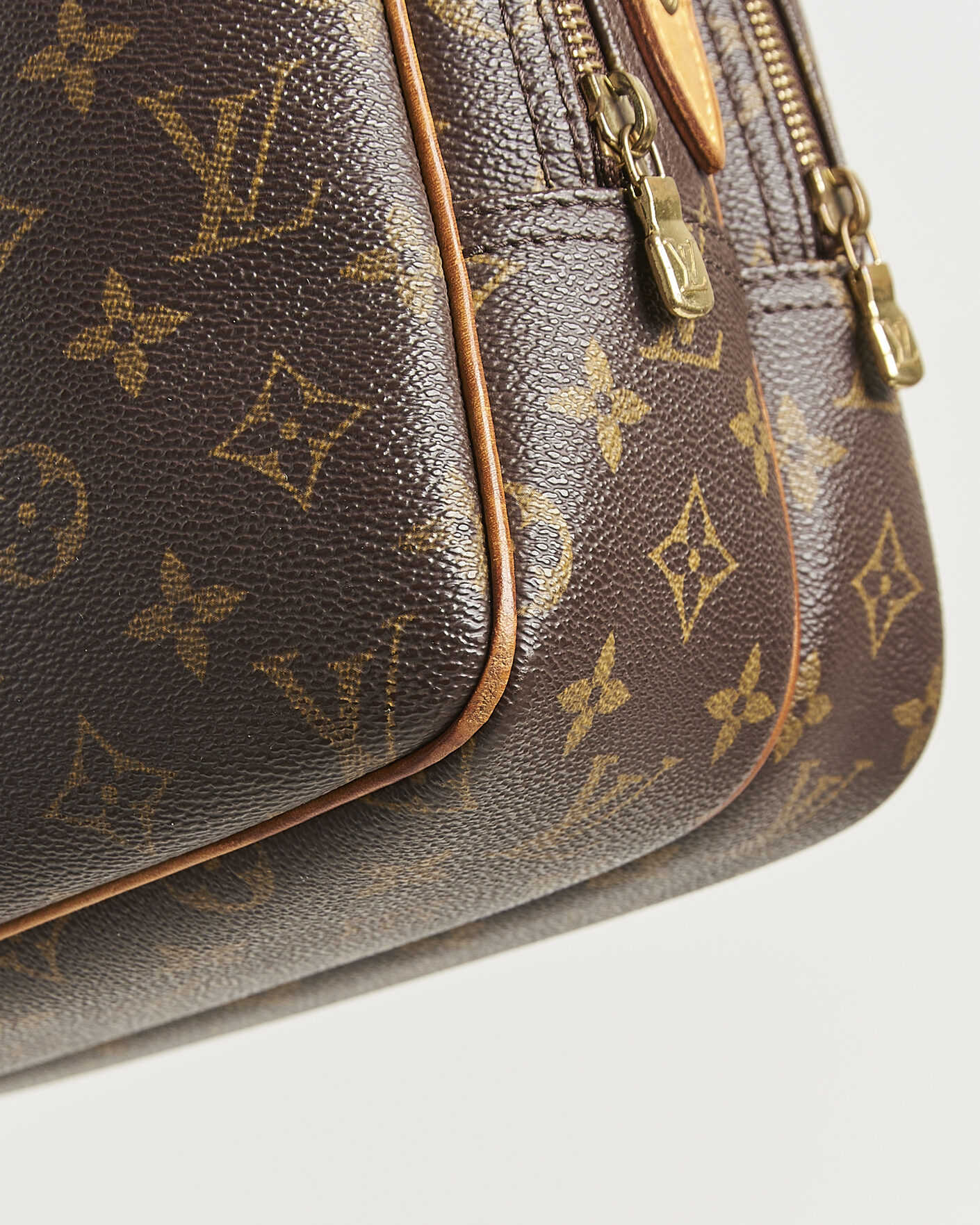 Homme | Pre-Owned & Vintage Bags | Louis Vuitton Pre-Owned | Reporter Bag PM Monogram