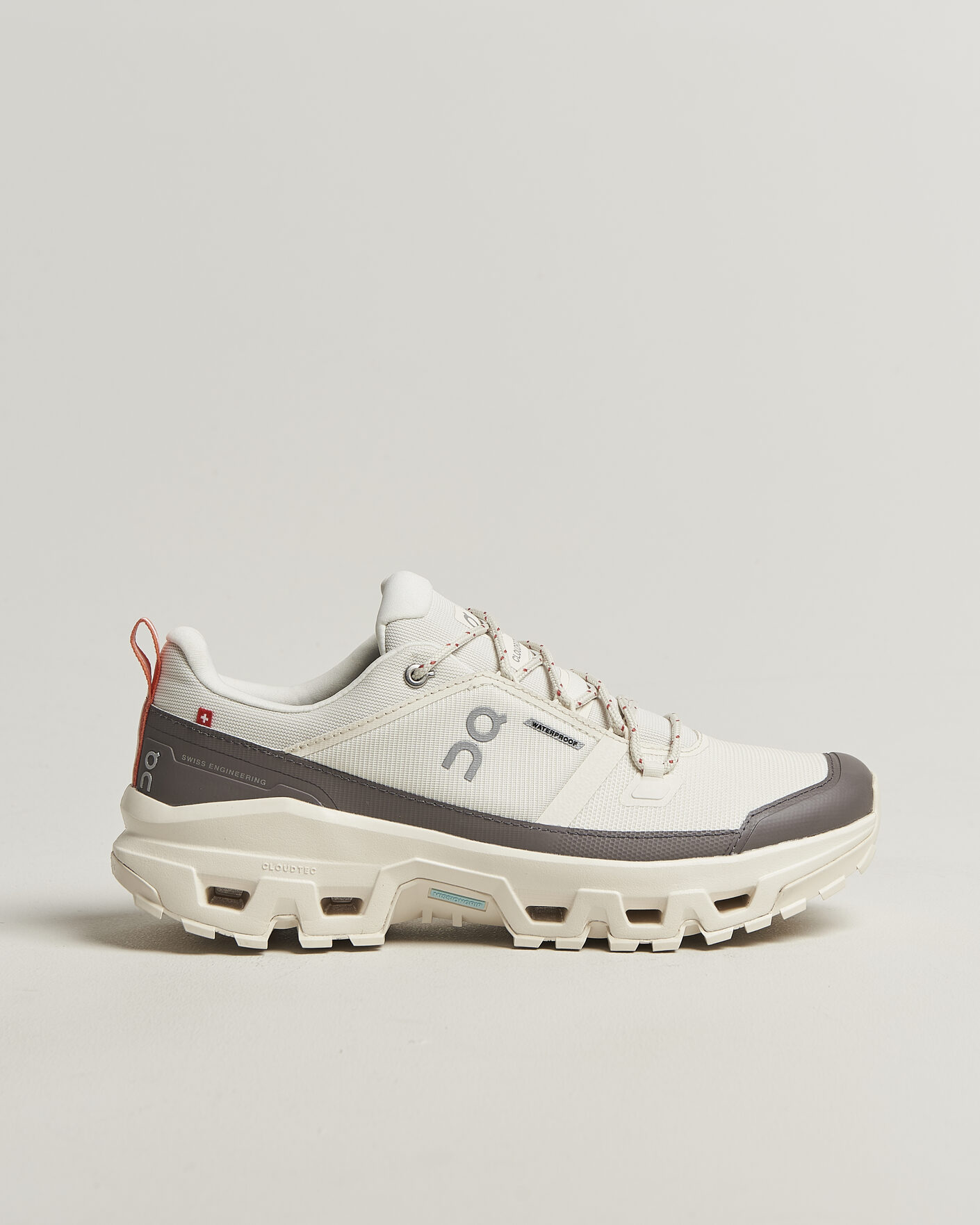 Homme | Chaussures de trail | On | Cloudrock Low Waterproof Ivory/Ivory