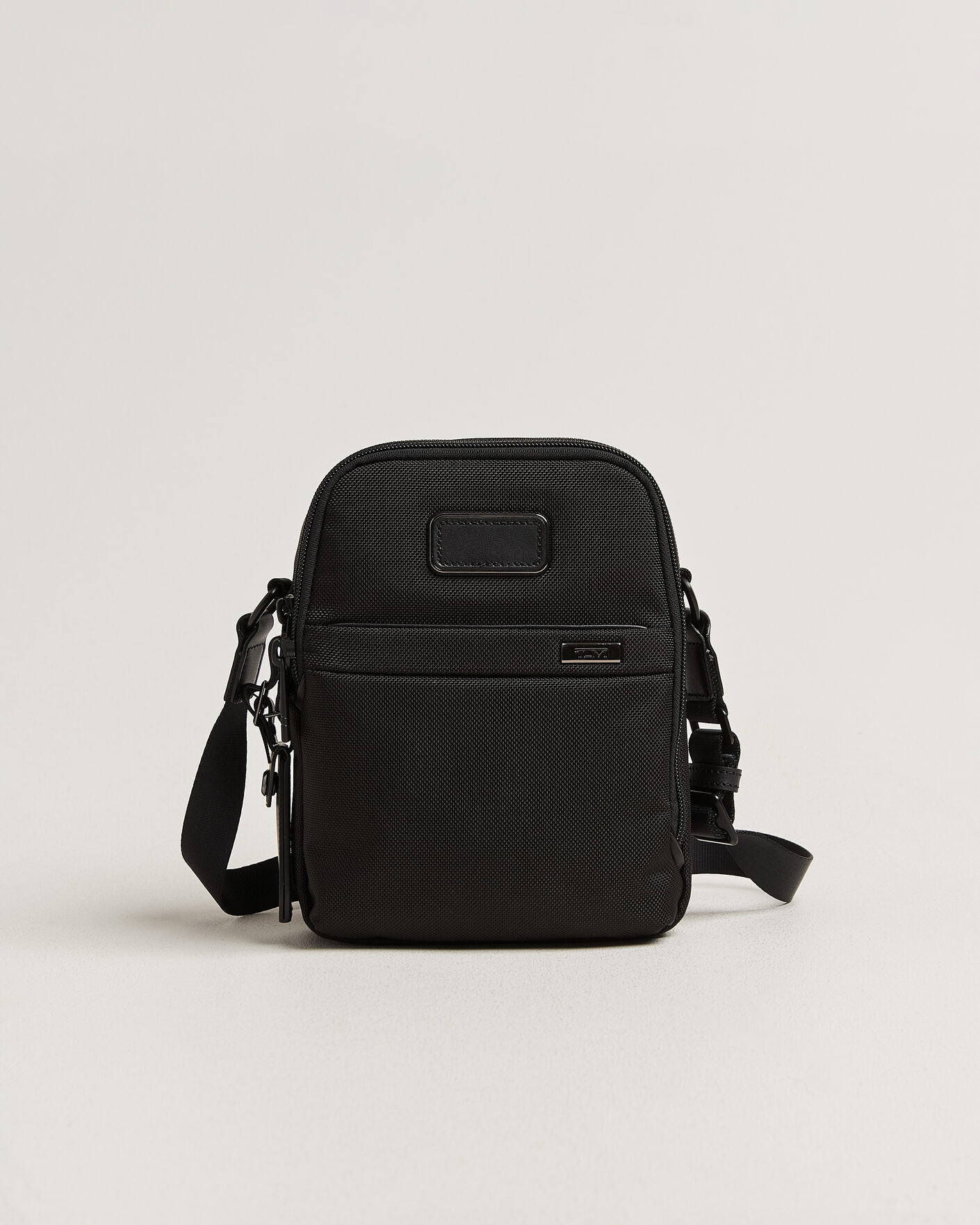 Homme | Sacs | TUMI | Alpha 4 Small Crossbody Bag Black