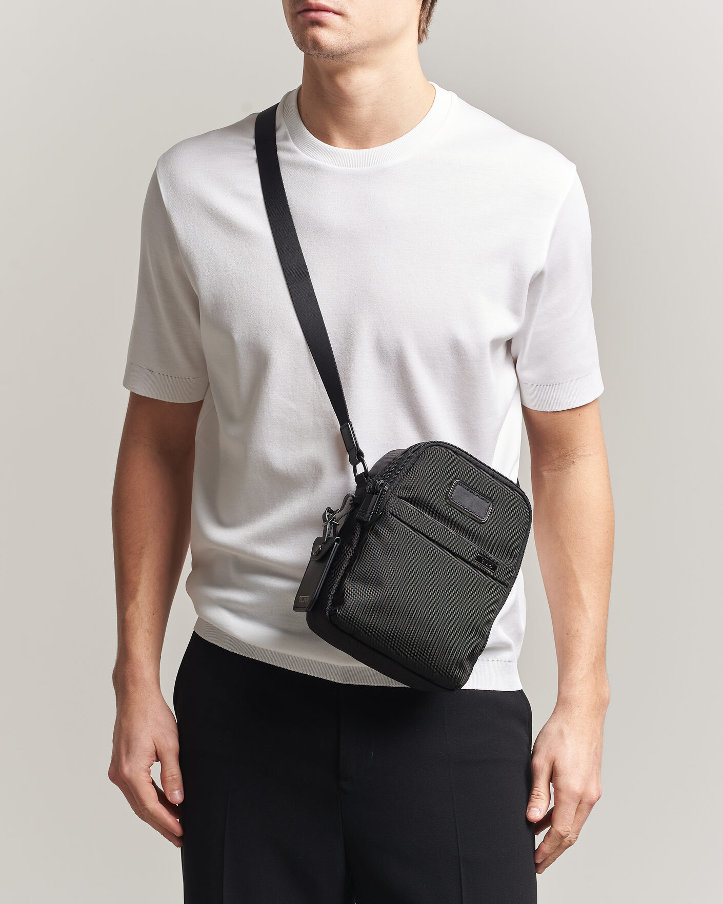 Homme | Sacs | TUMI | Alpha 4 Small Crossbody Bag Black
