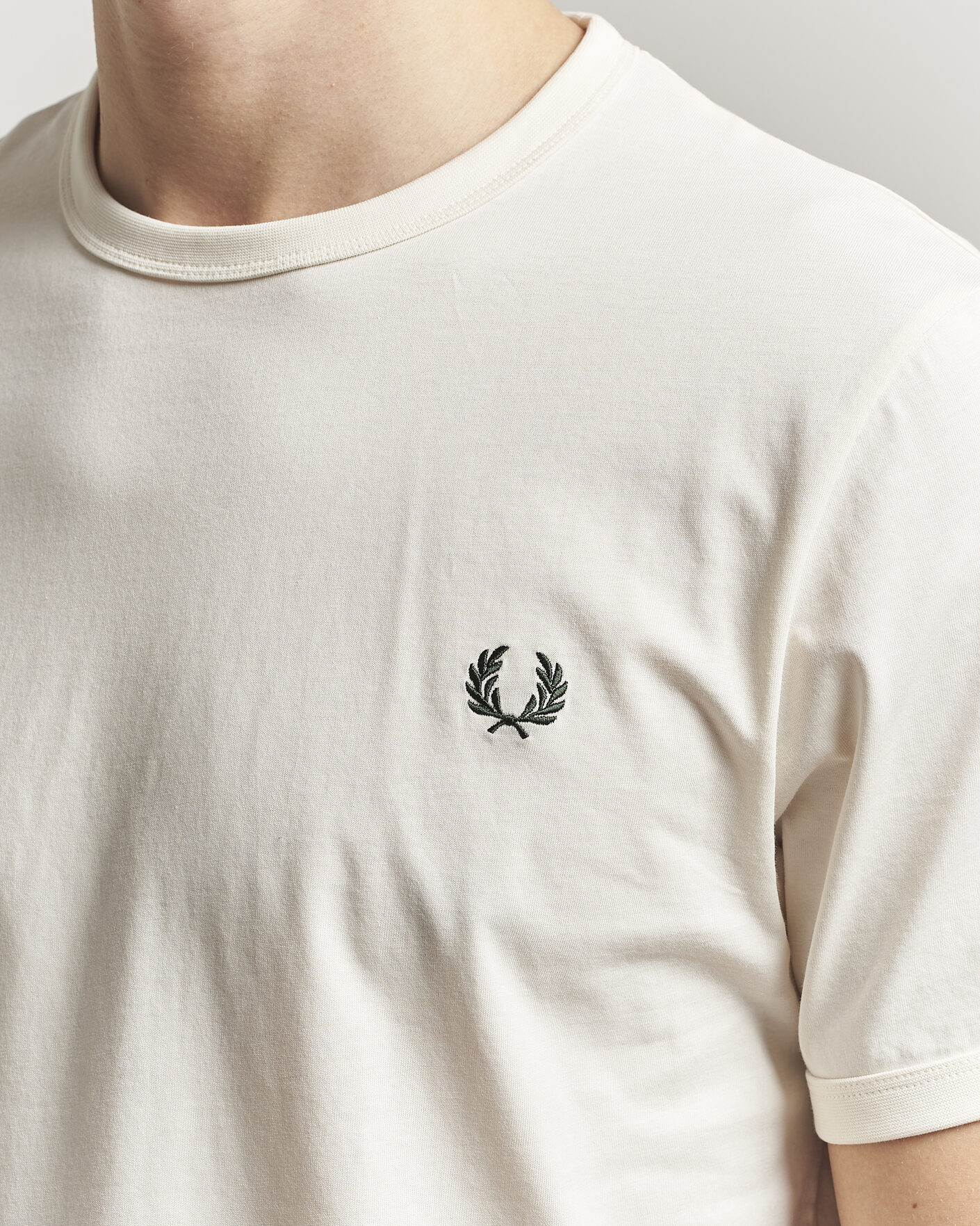 Homme | T-shirts | Fred Perry | Ringer T-Shirt Ecru
