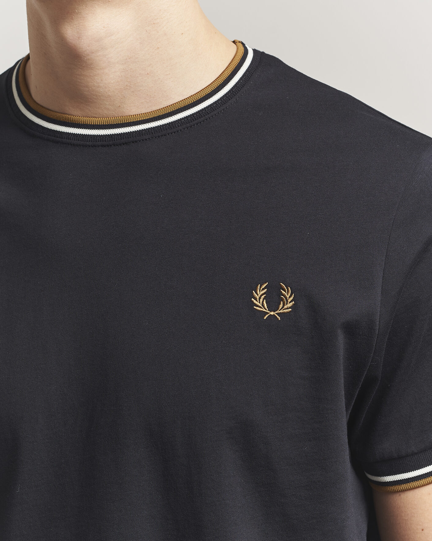 Heren | T-shirts | Fred Perry | Twin Tipped T-Shirt Black