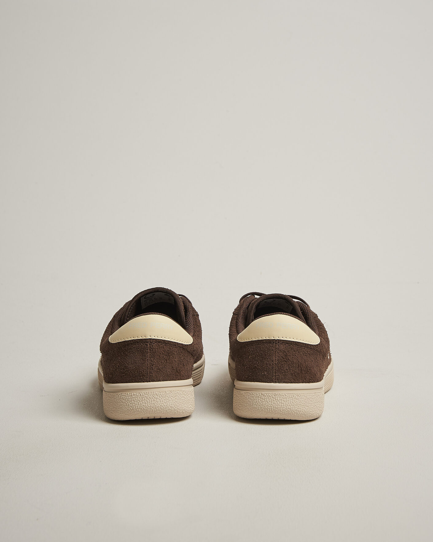 Heren | Sneakers | Fred Perry | Tennis Suede Sneaker Burnt Tobacco