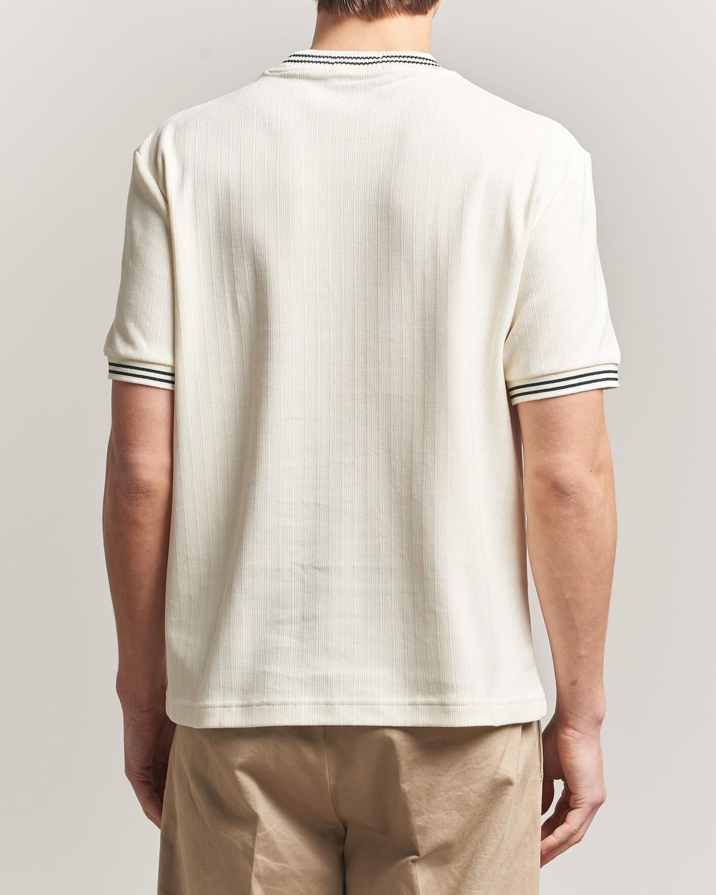Heren | T-shirts | Fred Perry | Rib Knitted T-Shirt Ecru