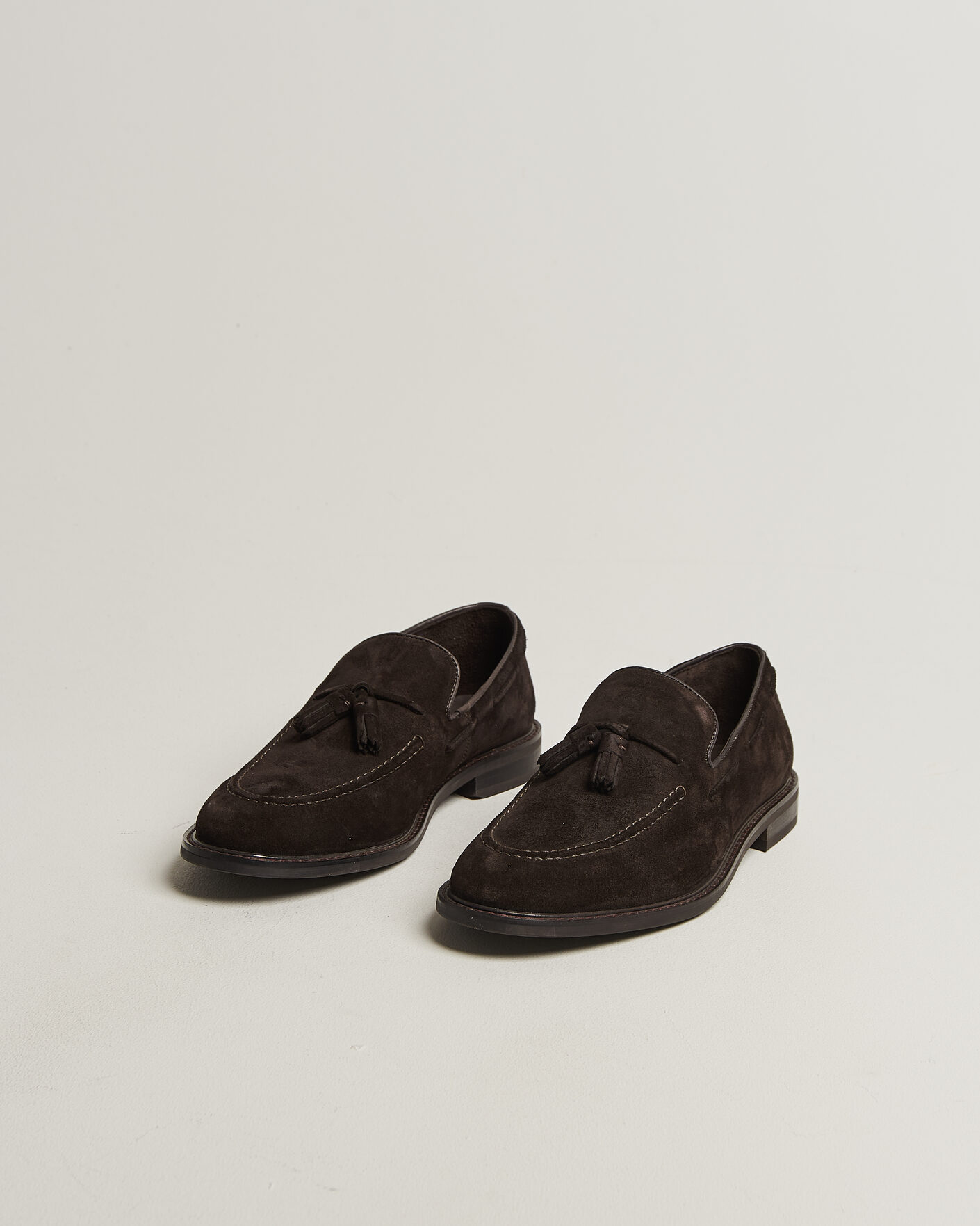 Homme | Loafers | Gant | Lozham Suede Tassle Loafer Dark Brown
