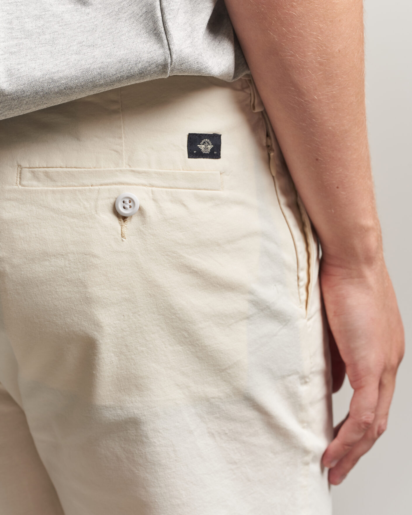 Heren | Korte broek | Dockers | Slim Cotton/Linen Shorts Buttercream