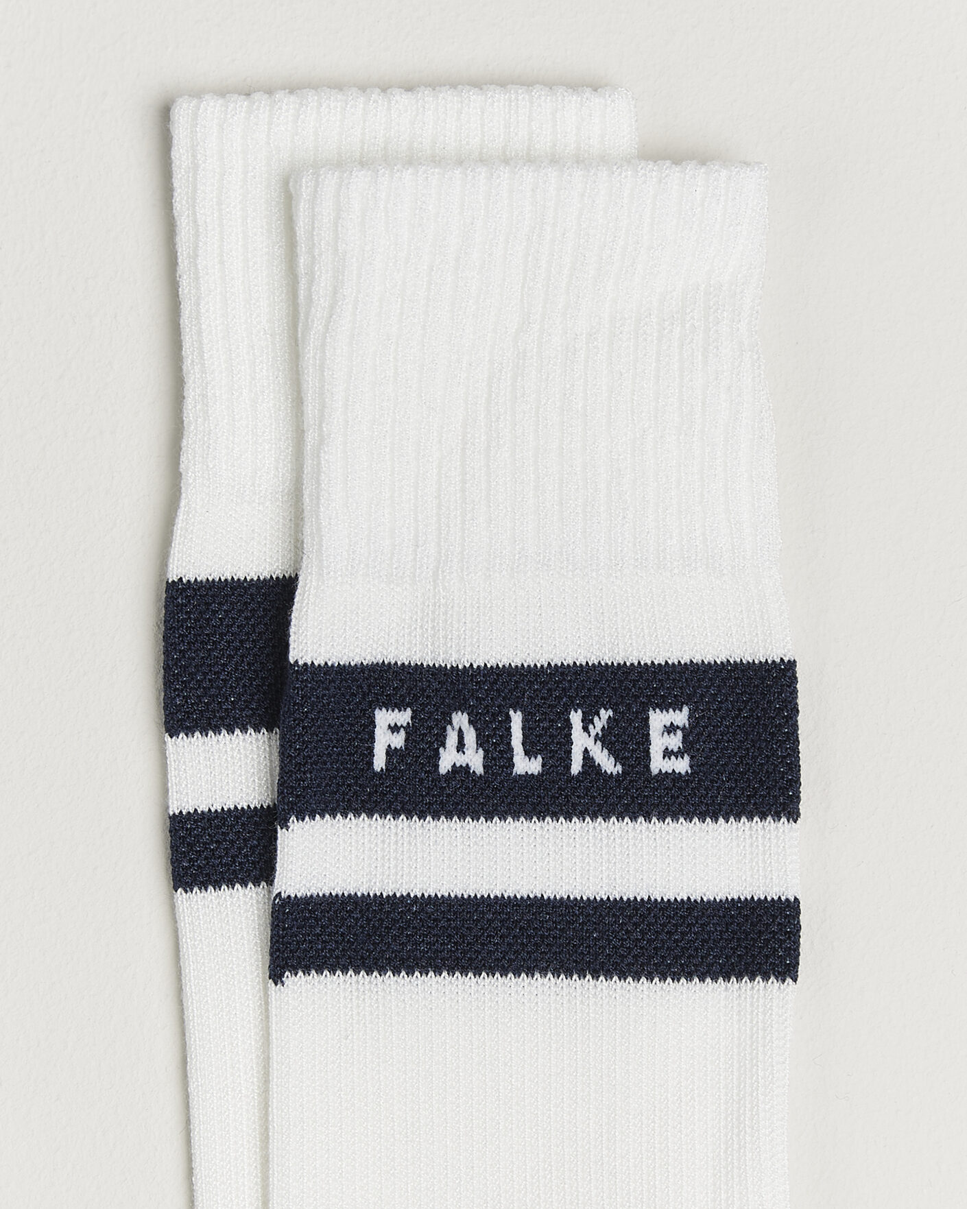Heren | Ondergoed | Falke Sport | TK2 Explore Cool Trekking Socks White