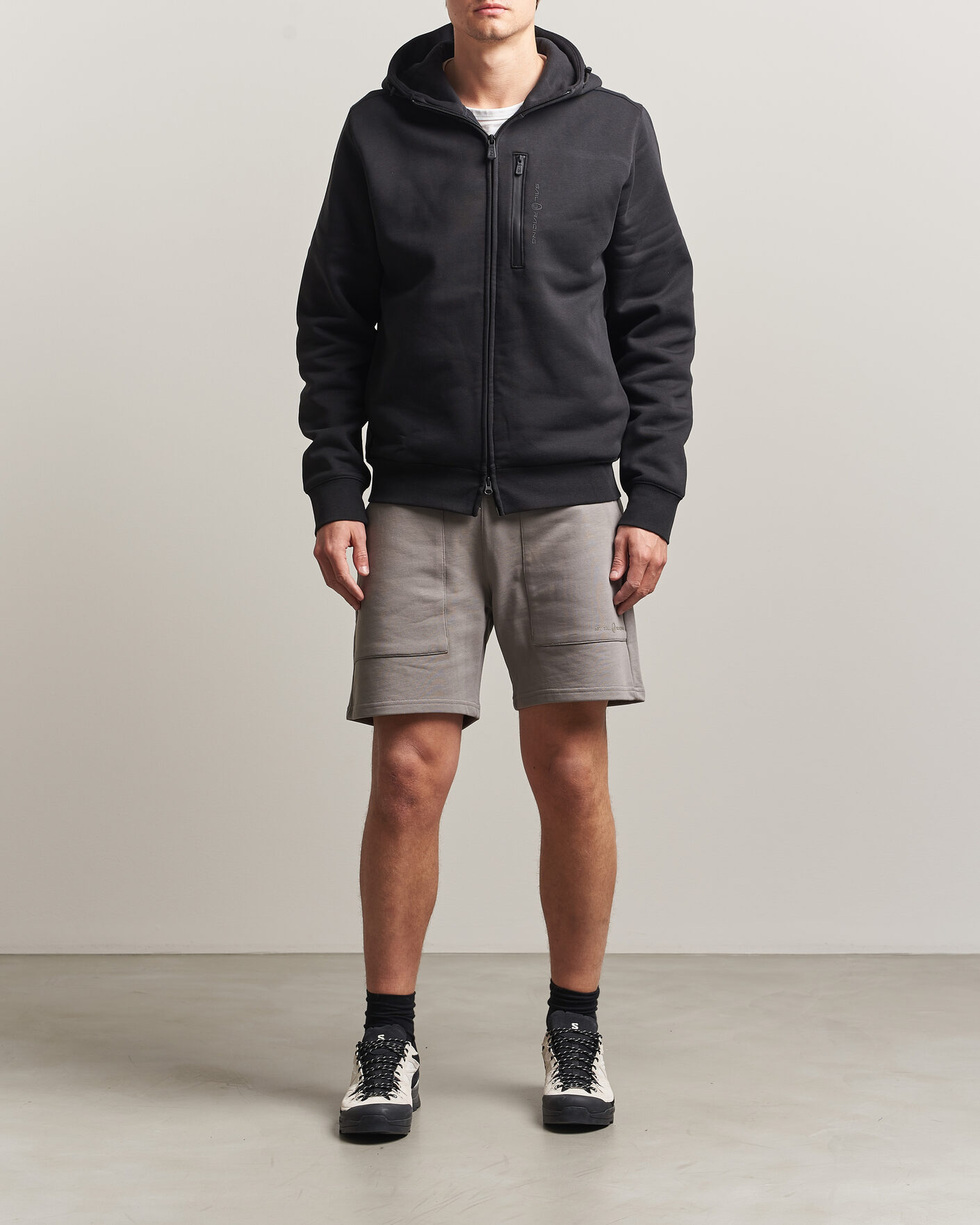 Heren | Korte broek | Sail Racing | Bowman Monochrome Sweatshorts Oyster