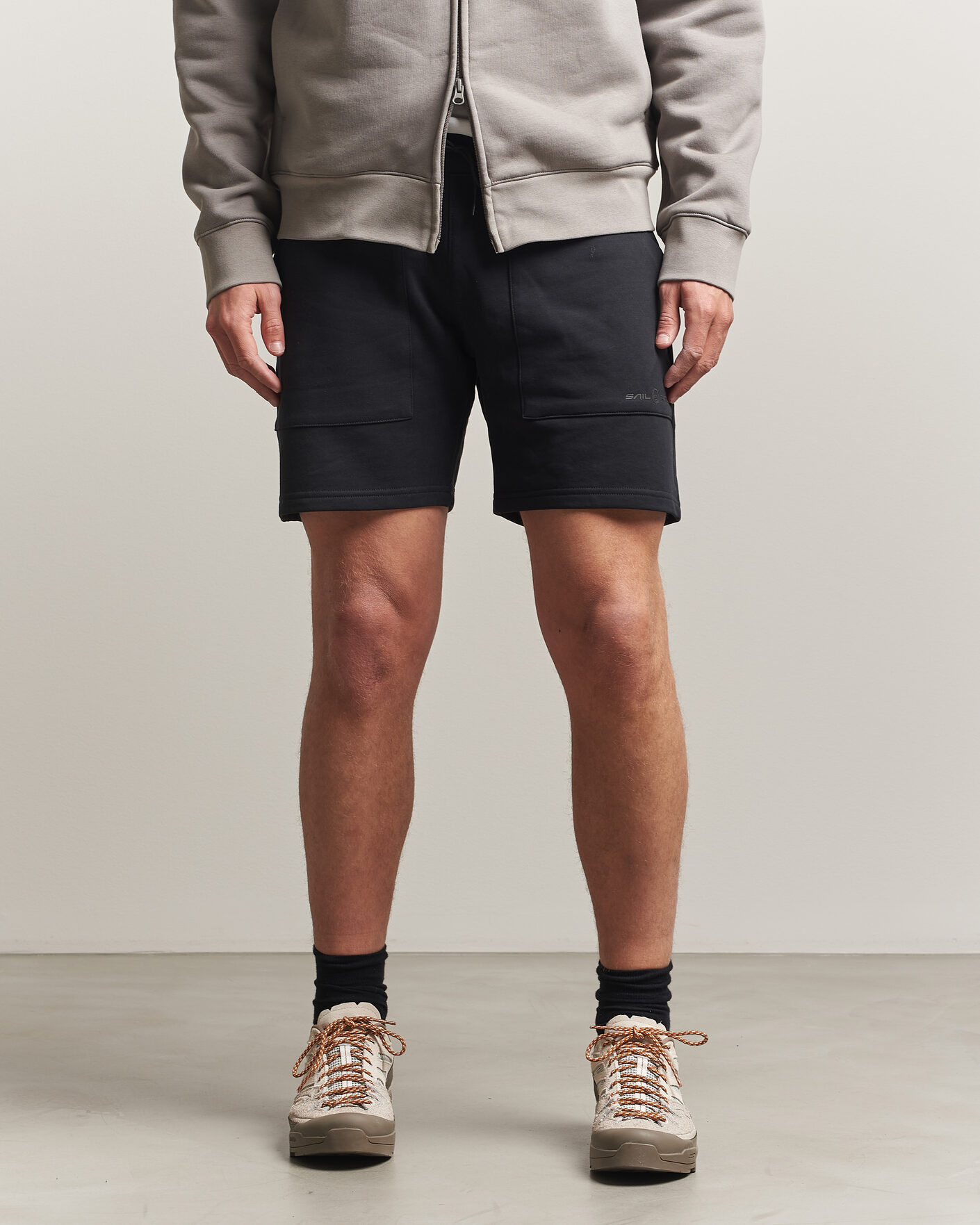 Heren | Korte broek | Sail Racing | Bowman Monochrome Sweatshorts Carbon