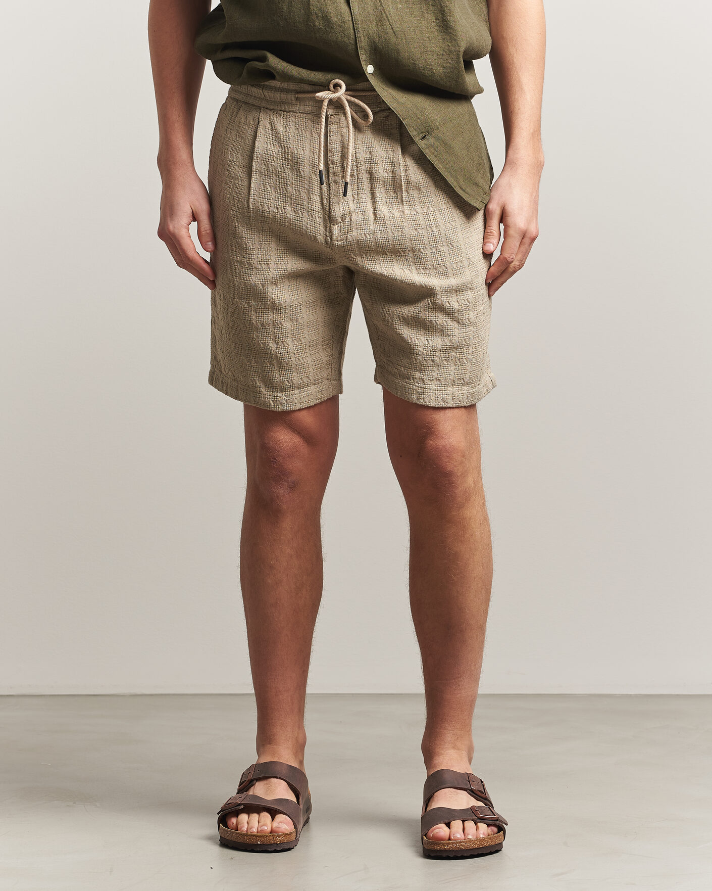 Homme | Shorts | KnowledgeCotton Apparel | Structured Cotton Dobby Shorts Twill