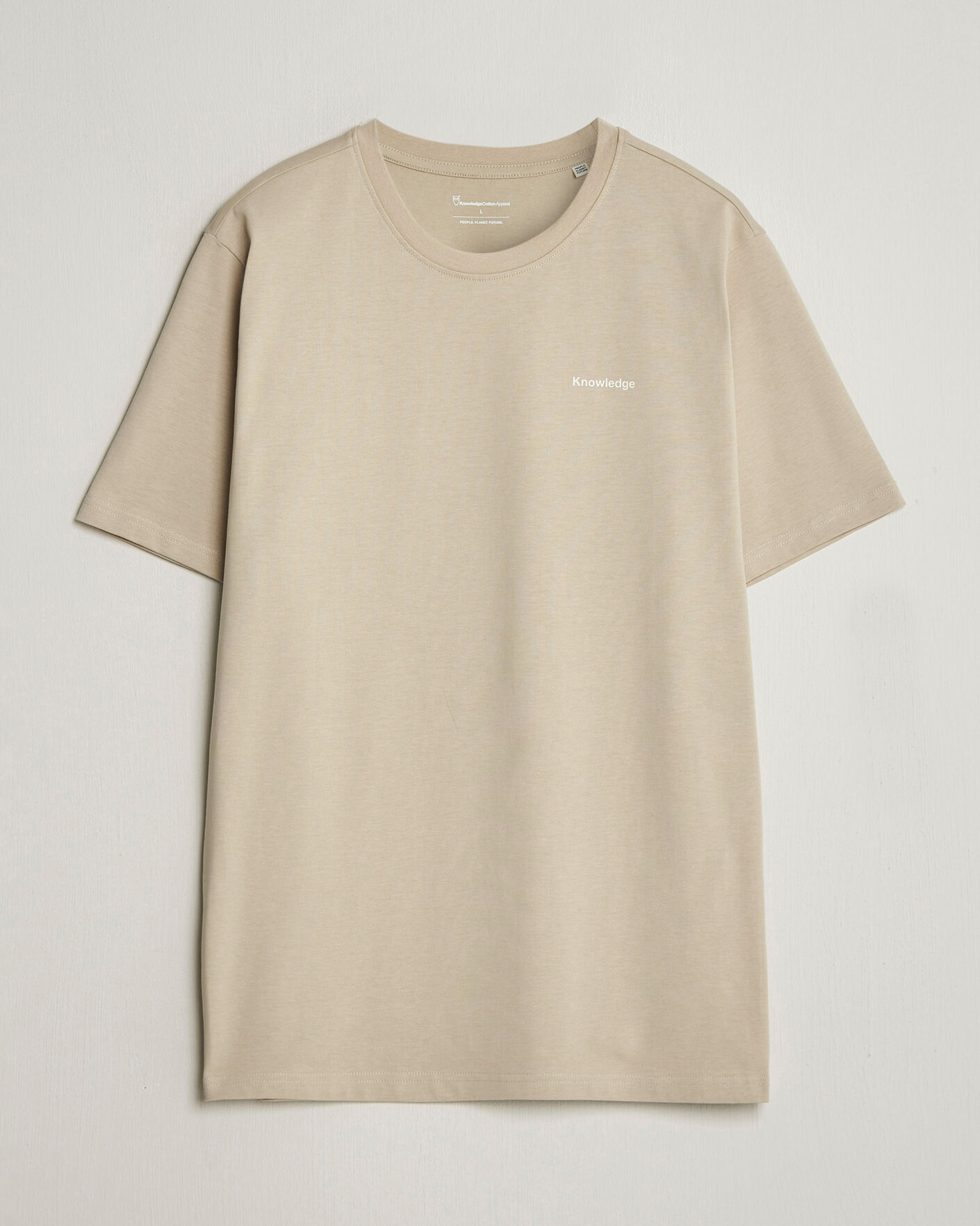 Heren | T-shirts | KnowledgeCotton Apparel | Back Print T-Shirt Light Feather Grey