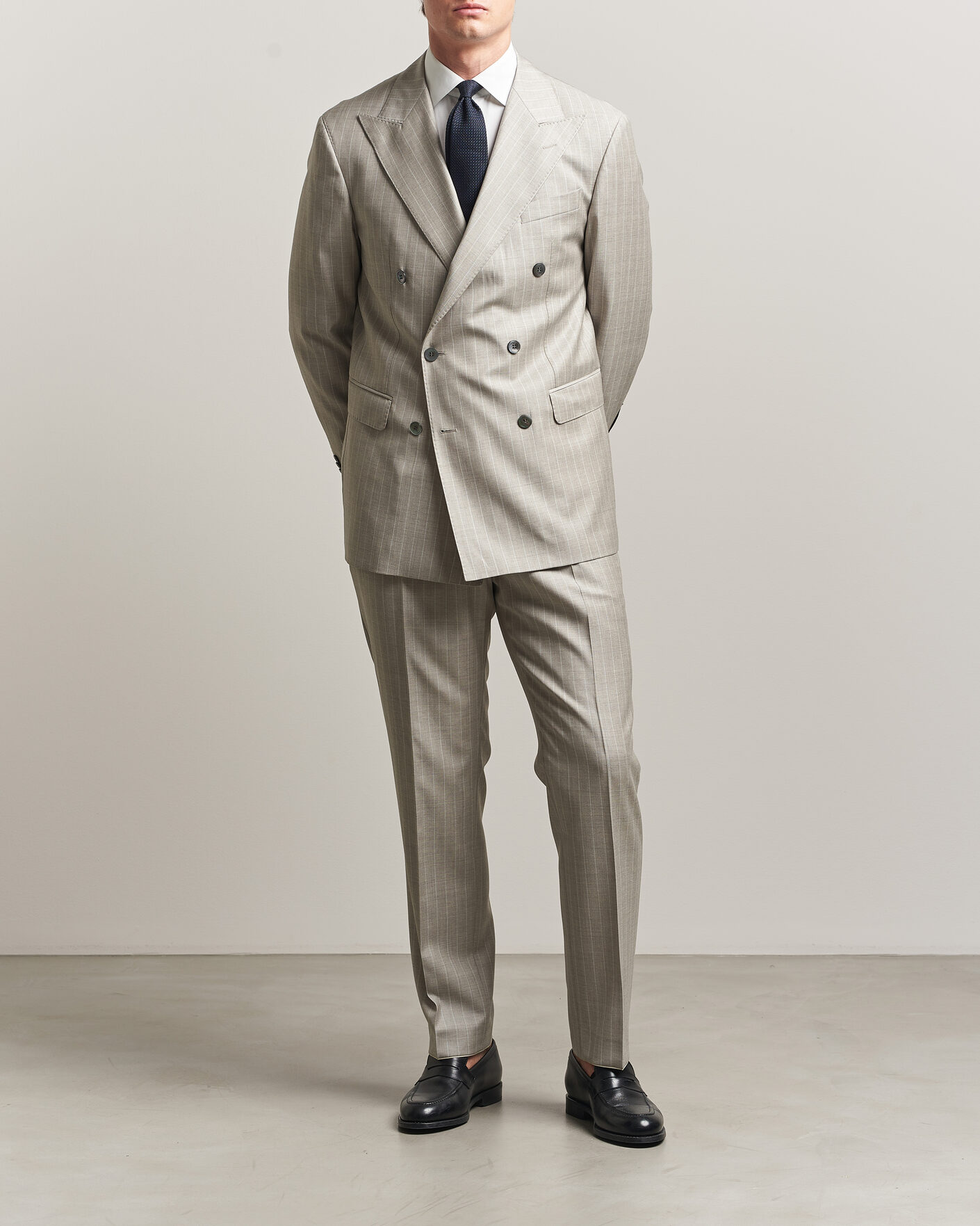 Heren | Broeken | Oscar Jacobson | Delon Striped Wool Trousers Beige
