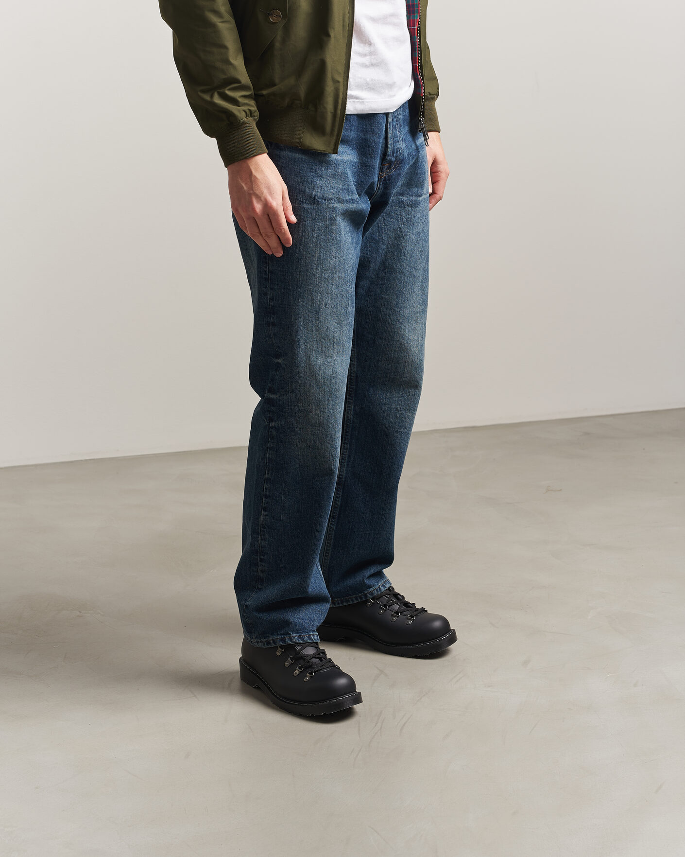 Homme | Bottes | Solovair | Urban Hiker Boot Black Waxy