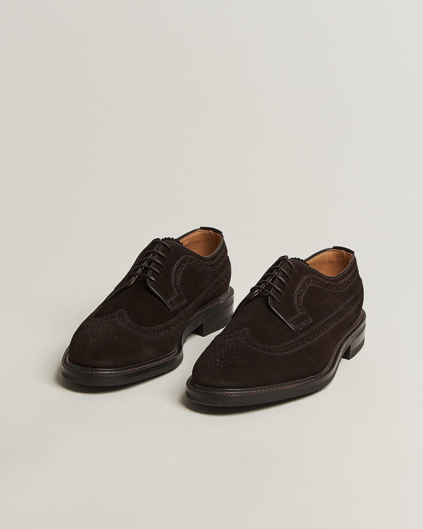 Homme | Derbies | Loake Shoemakers | Sovereign Longwing Suede Derby Dark Brown