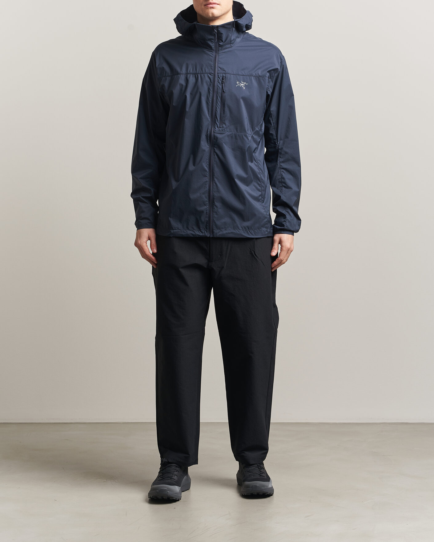 Homme | Manteaux Et Vestes | Arc'teryx | Squamish Lightweight Hooded Jacket Black Sapphire
